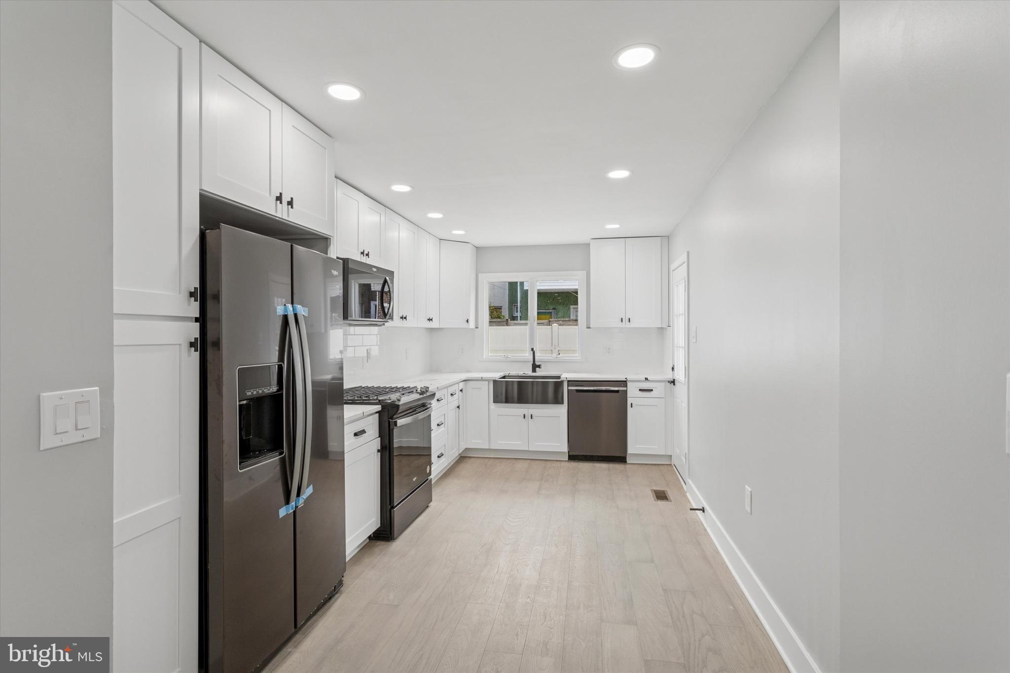 WHITMAN - Residential