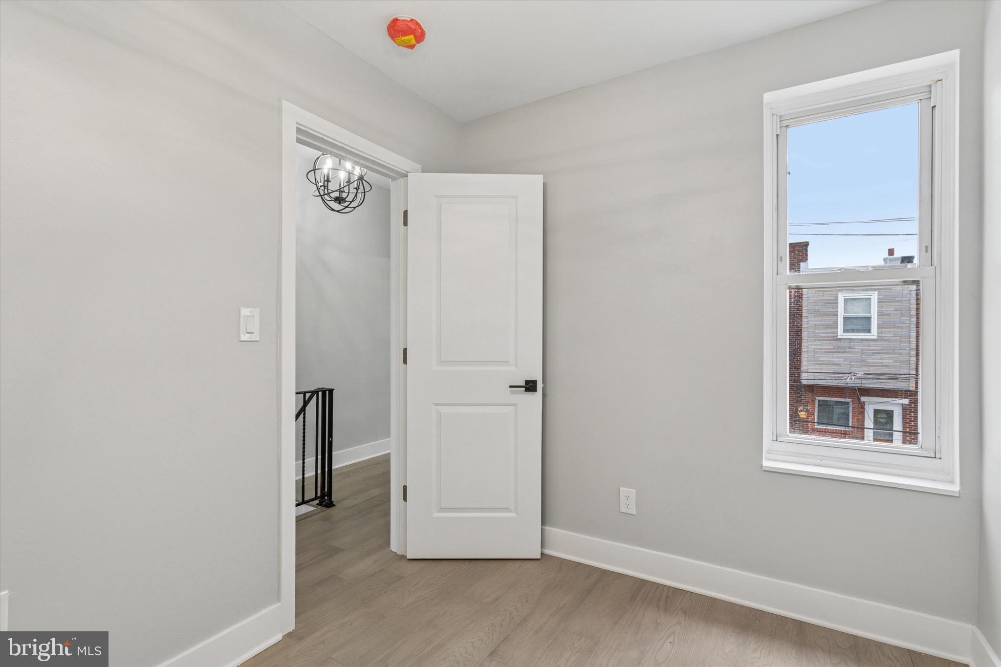 WHITMAN - Residential