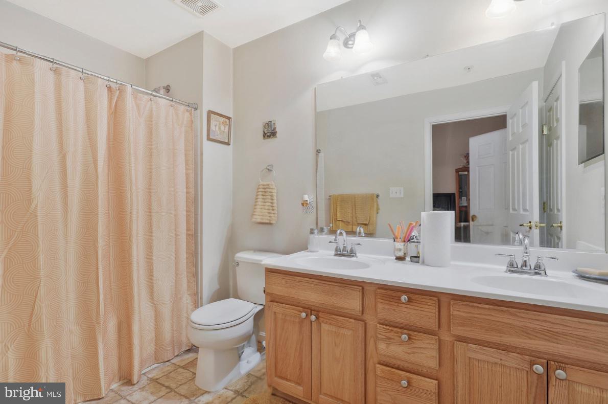 SHEFFIELD - Residential Lease