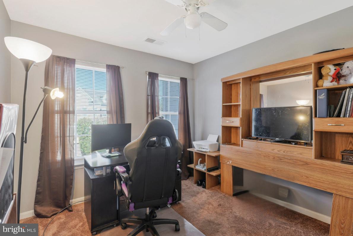 SHEFFIELD - Residential Lease