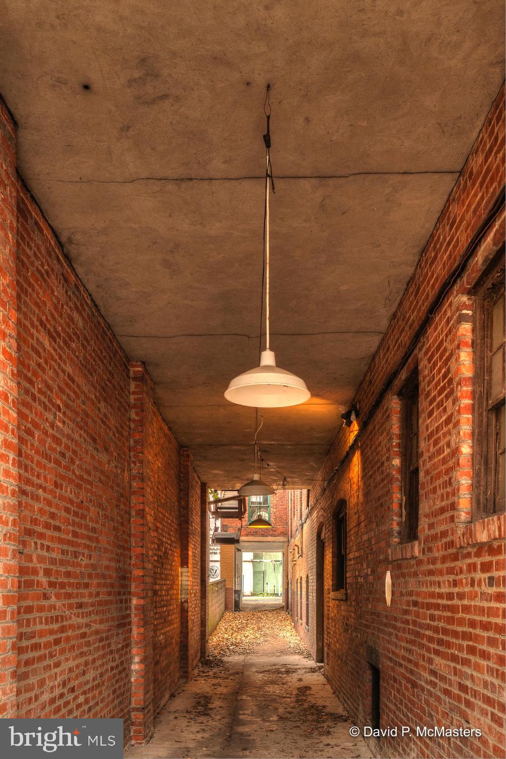 MARTINSBURG DISTRICT - Commercial Sale