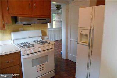 FOREST ESTATES - Residential Lease