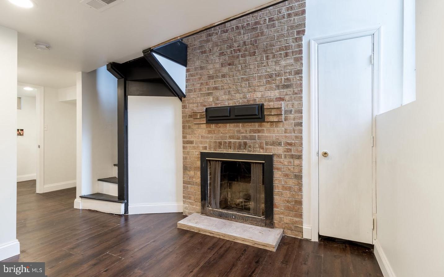 RIDGELY'S DELIGHT - Residential