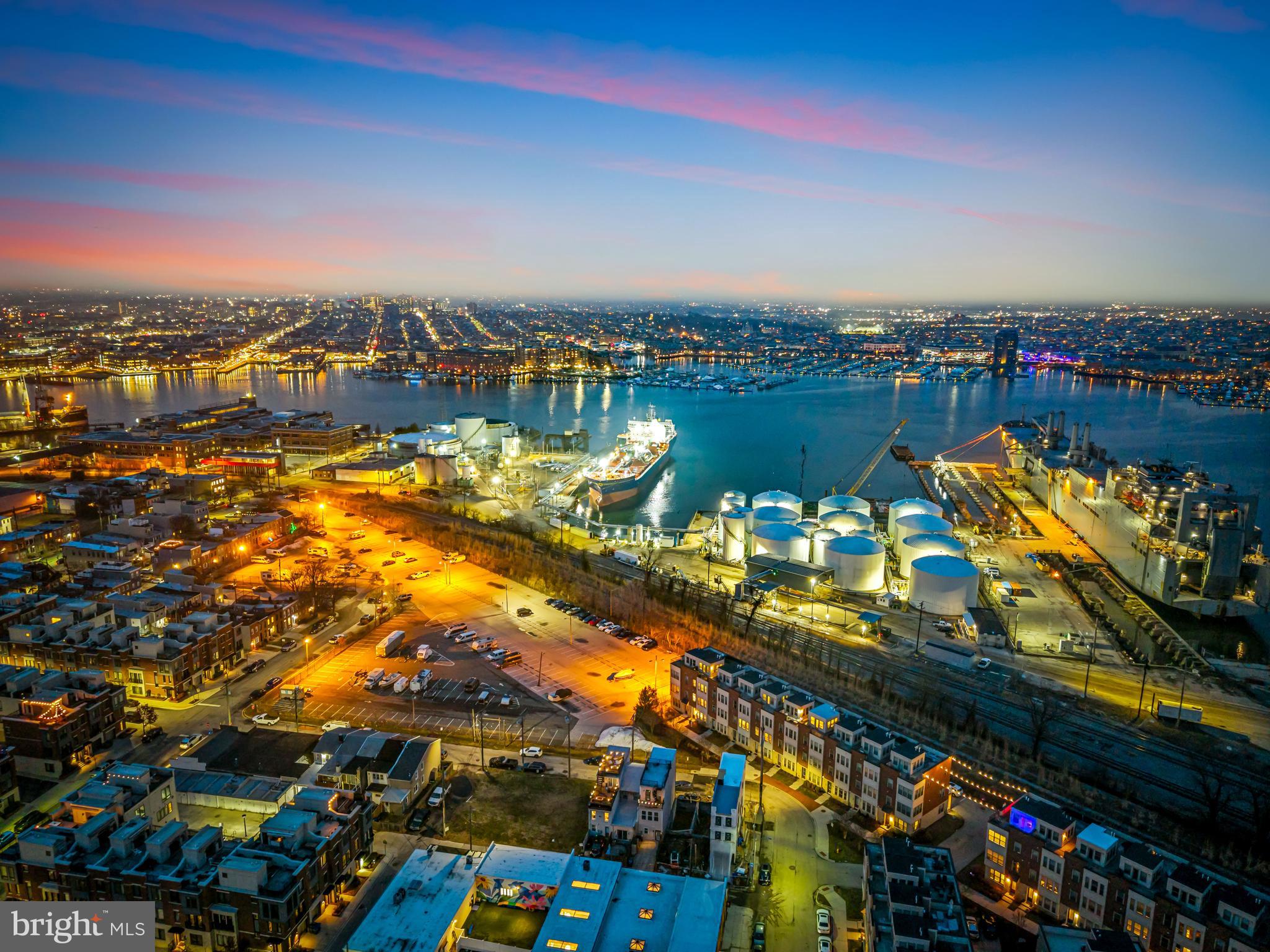 LOCUST POINT - Residential