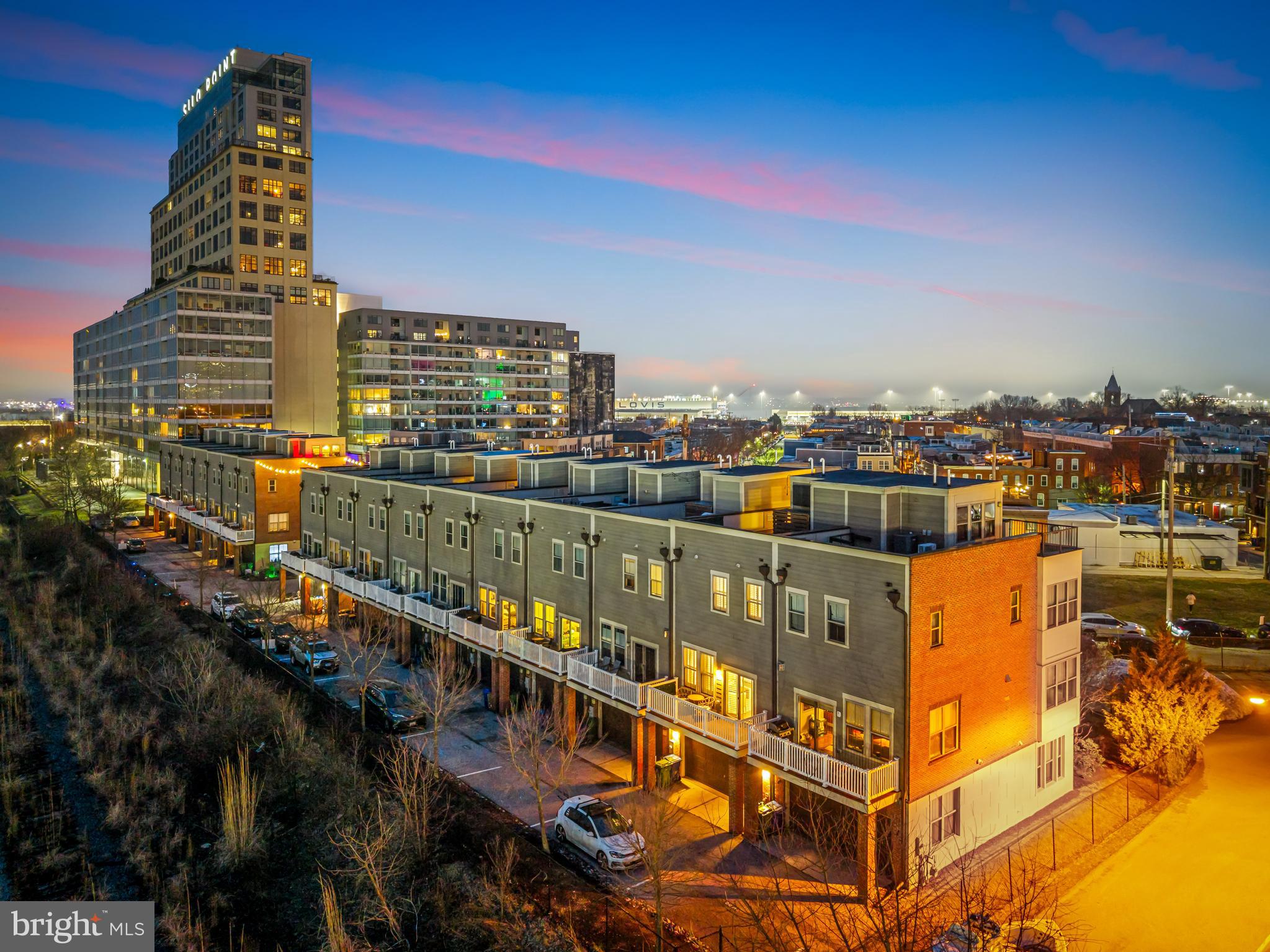 LOCUST POINT - Residential