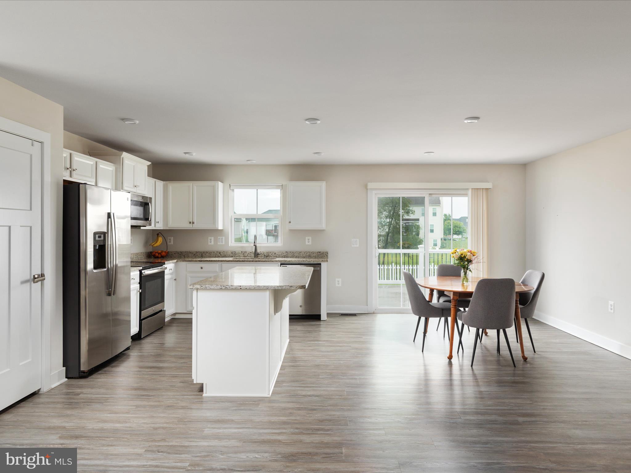 ARCADIA SPRINGS - Residential