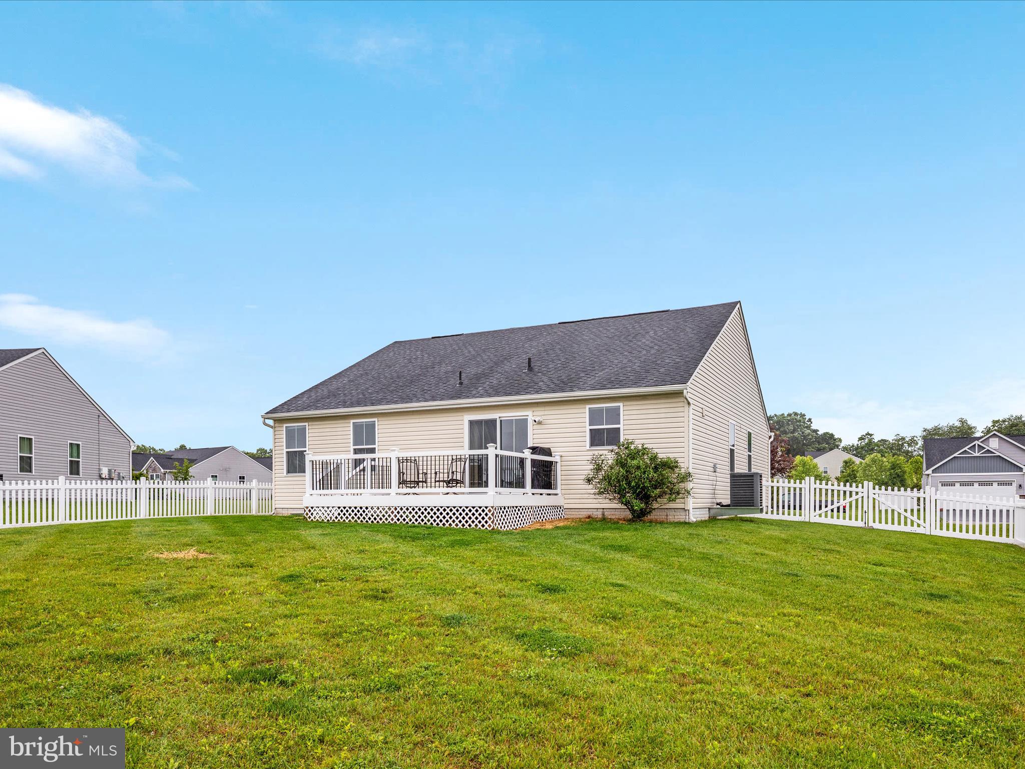 ARCADIA SPRINGS - Residential