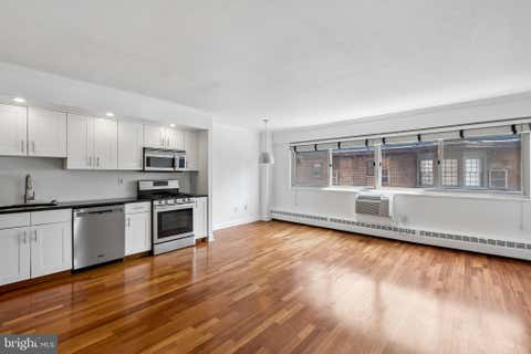 Condo For Sale - 2101 Chestnut Street #408<br/> Philadelphia County, PHILADELPHIA, PA 19103