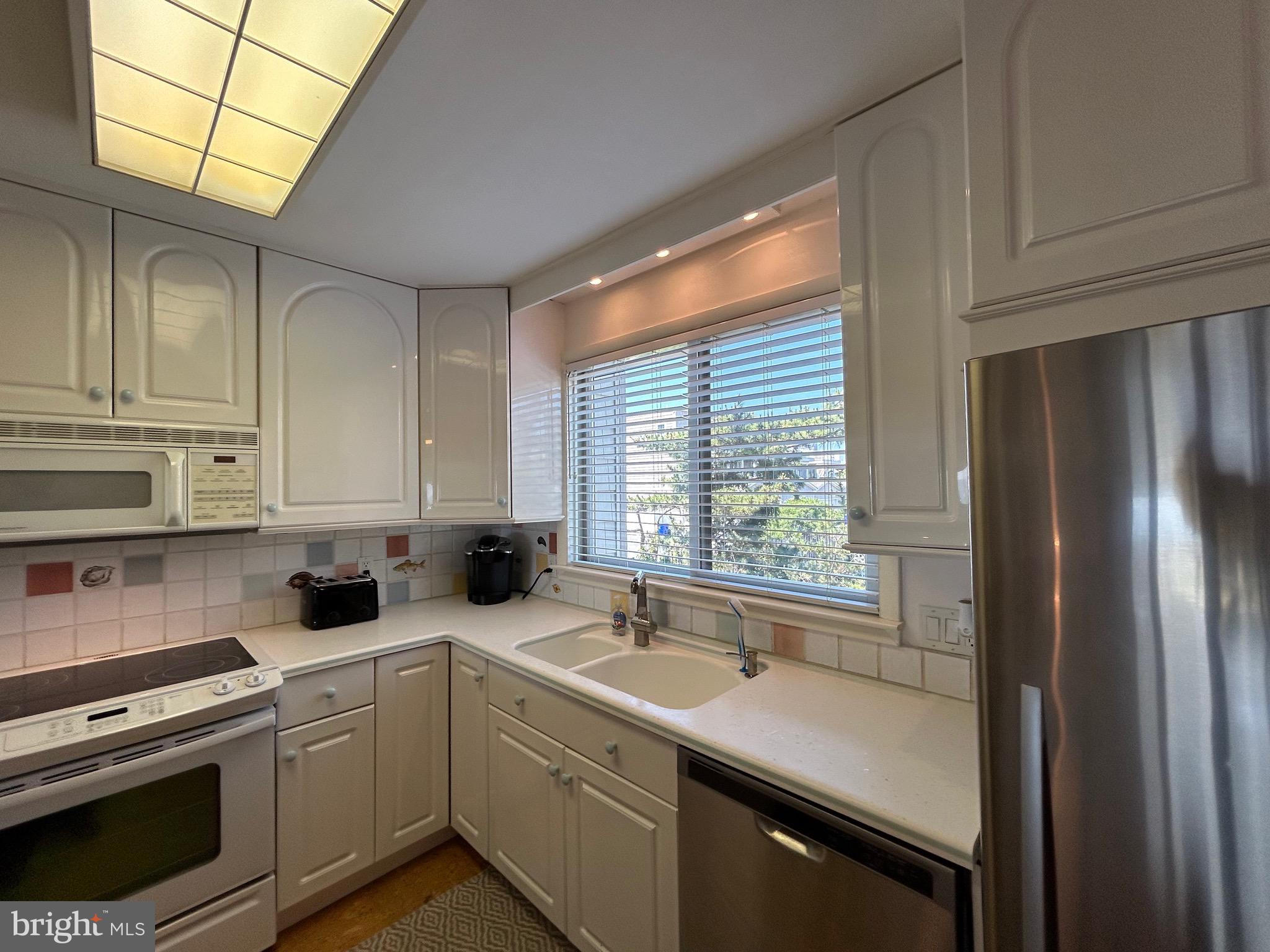 SEAWINDS - Residential