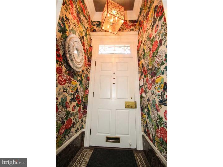 SOCIETY HILL - Residential