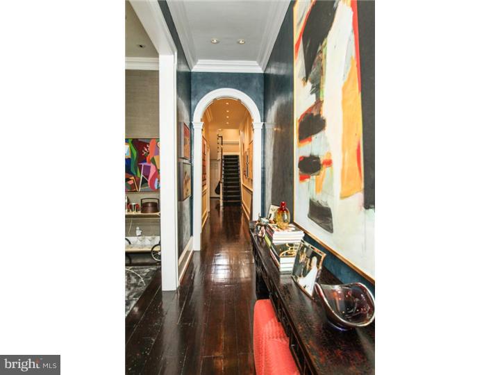 SOCIETY HILL - Residential