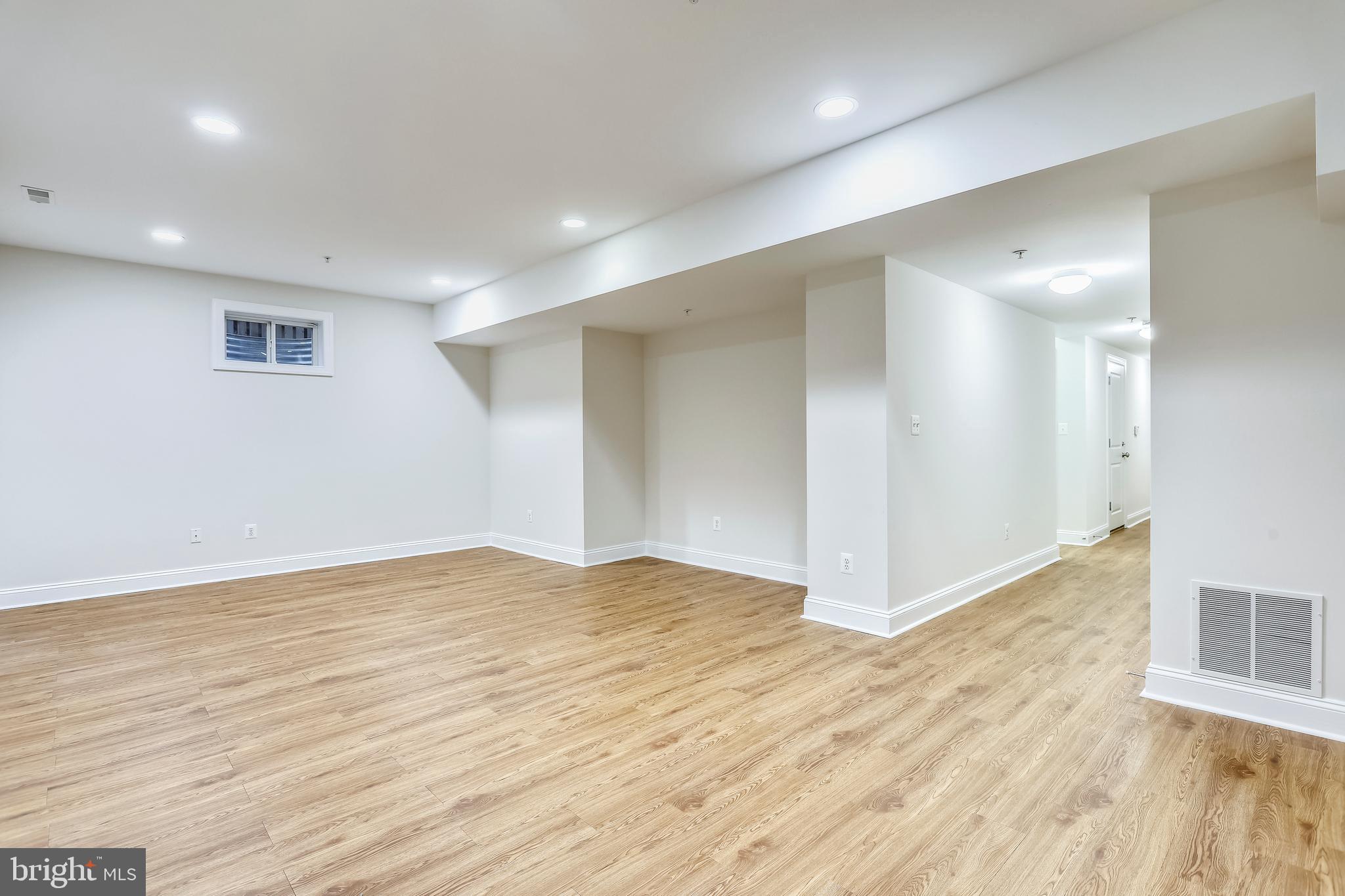 BROOKDALE - Residential