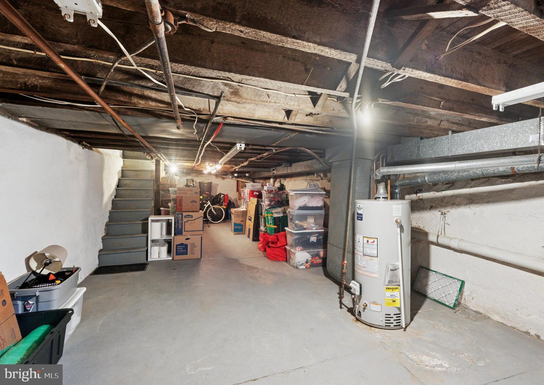 EAST FALLS - Residential