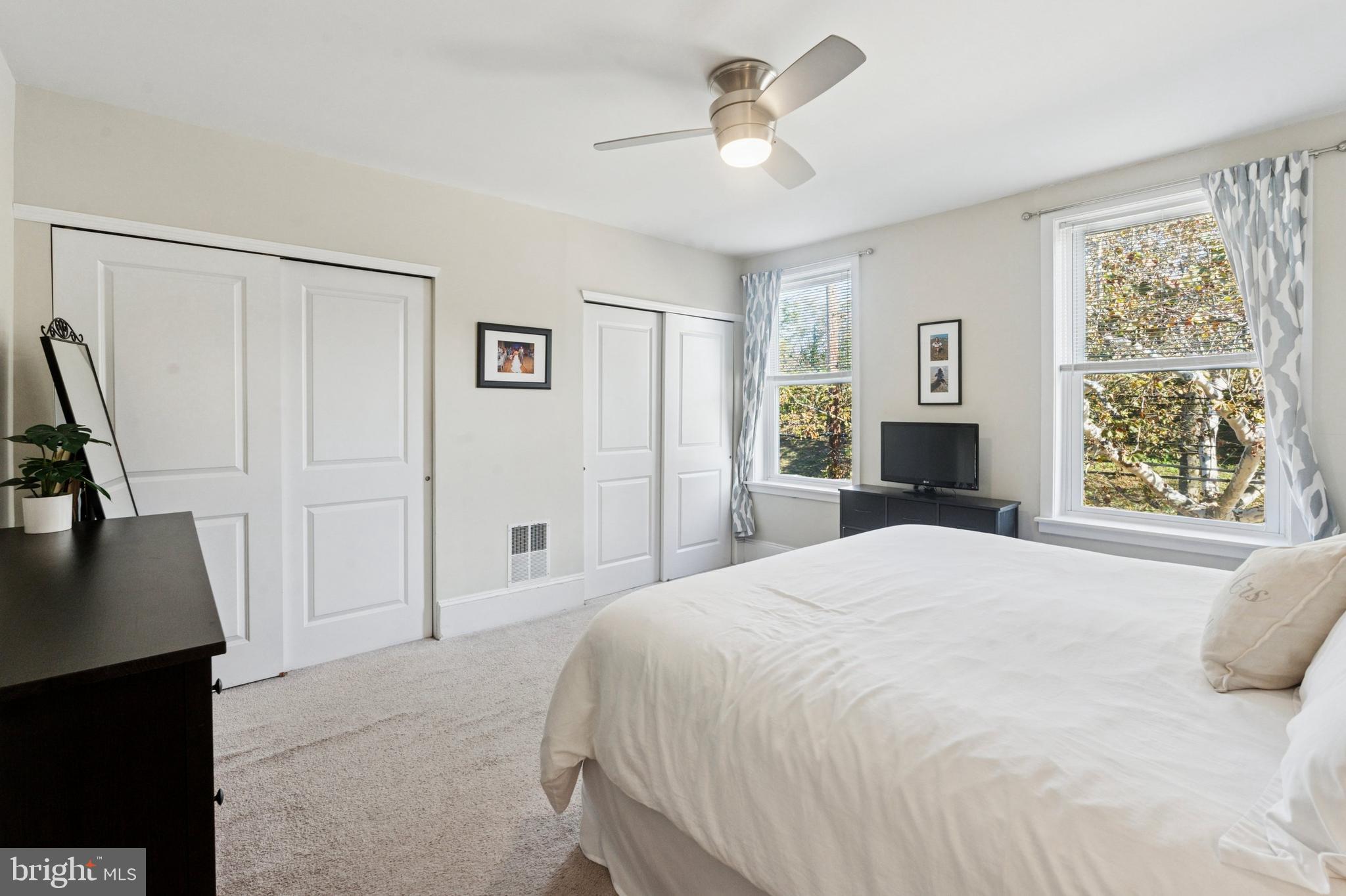 EAST FALLS - Residential