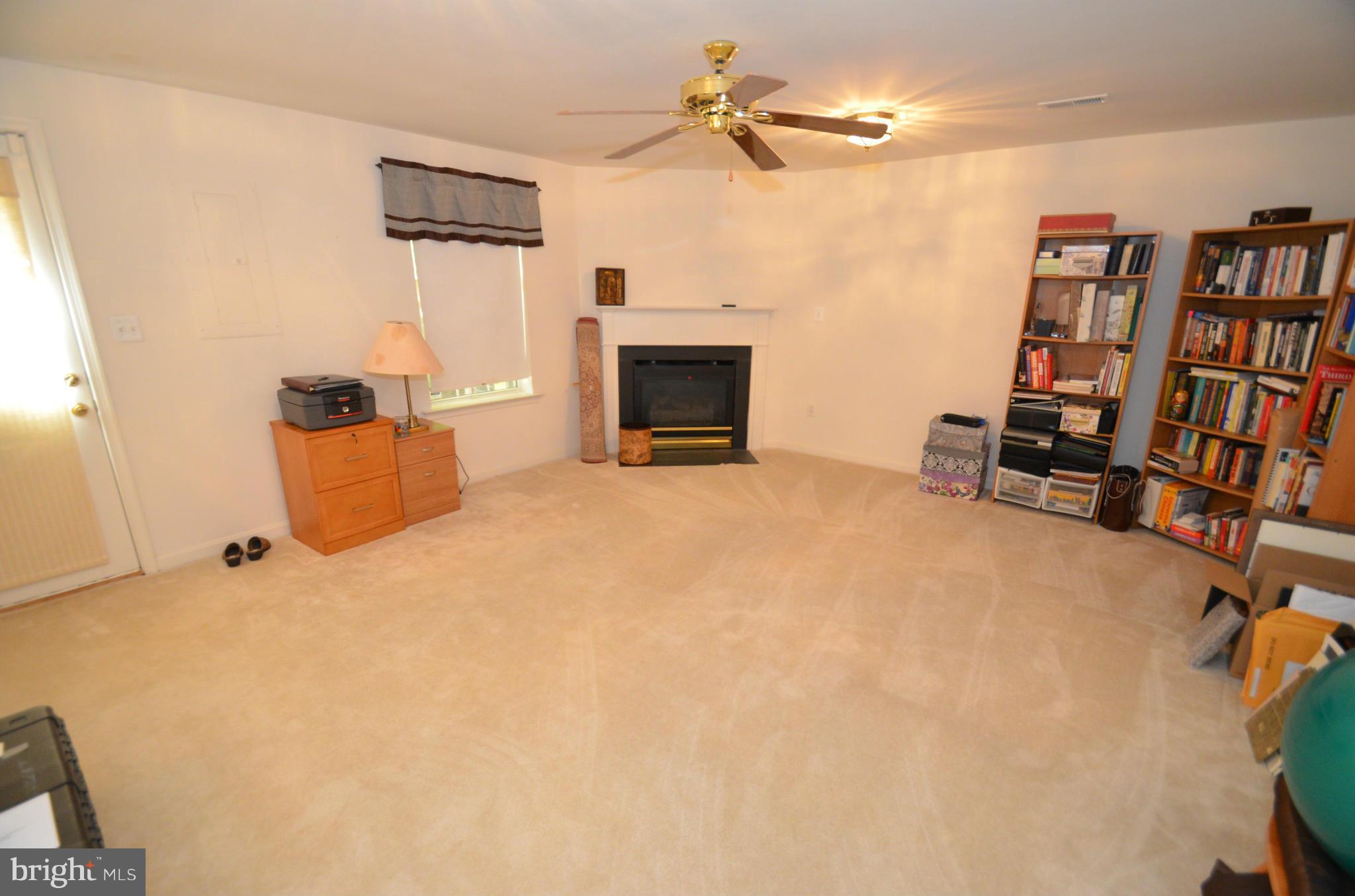 GLENWOOD MEWS - Residential Lease