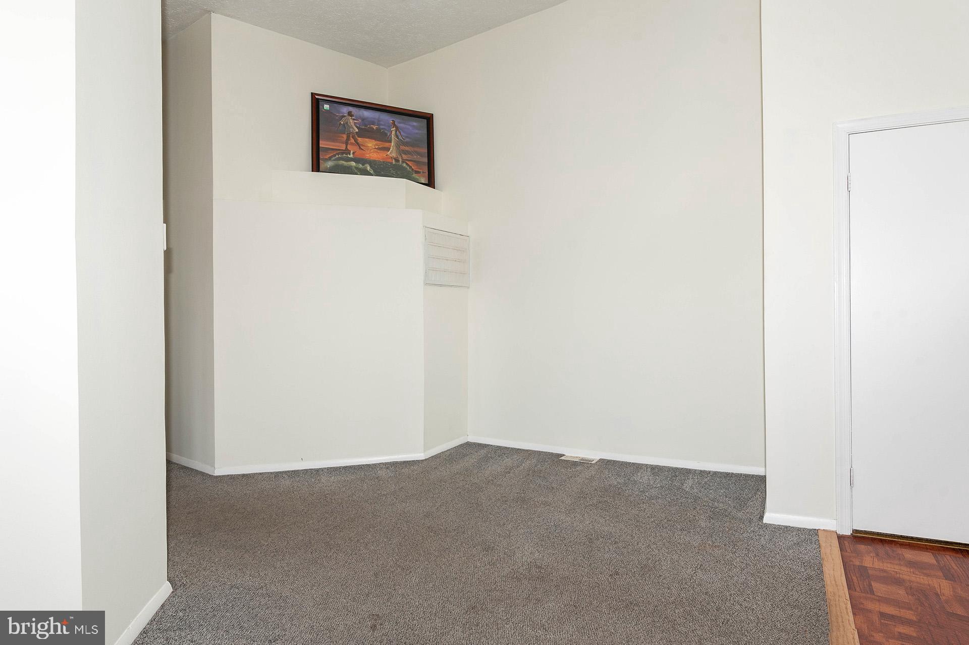 CHESTERFIELD - Residential