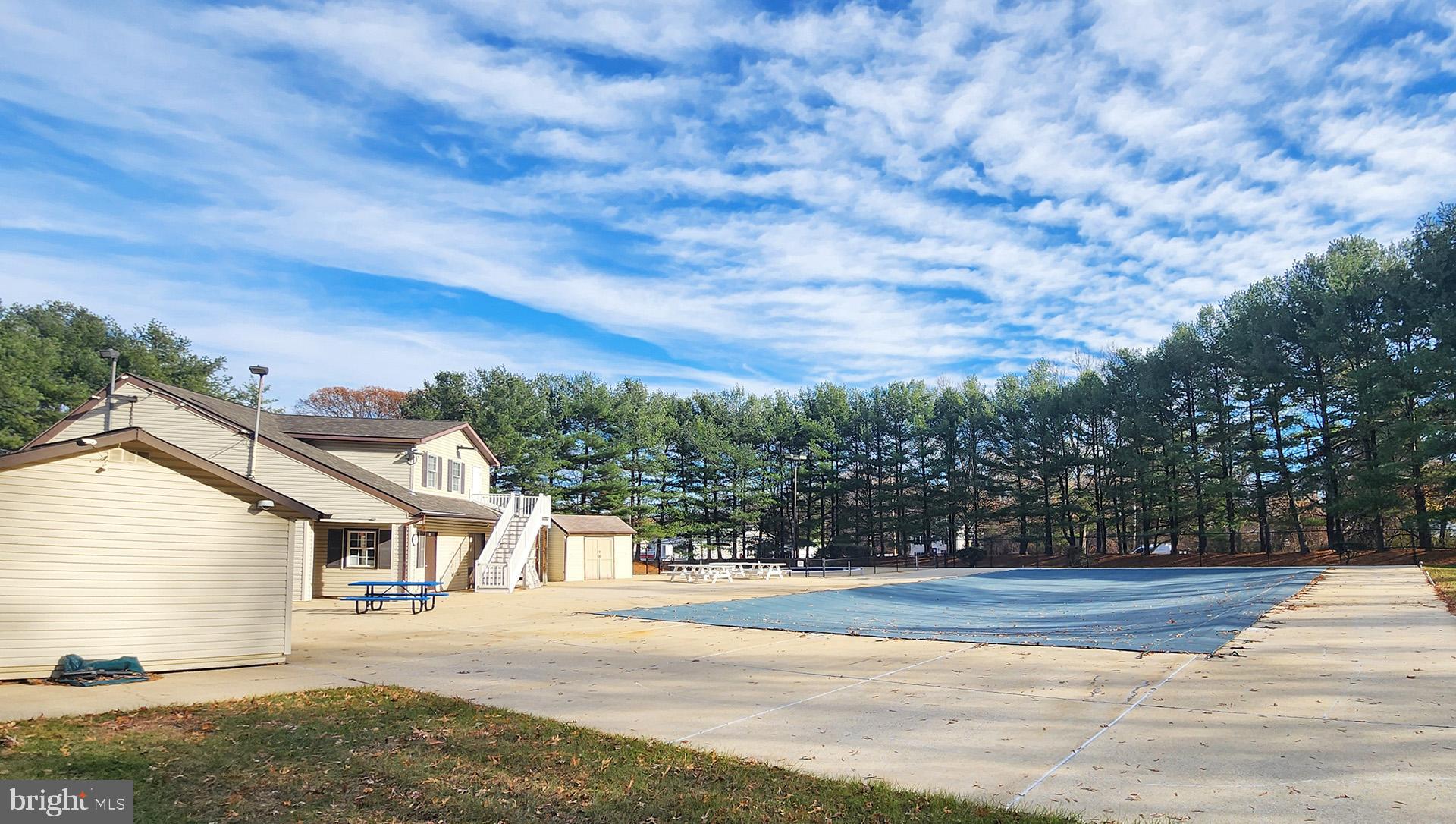 CHESTERFIELD - Residential