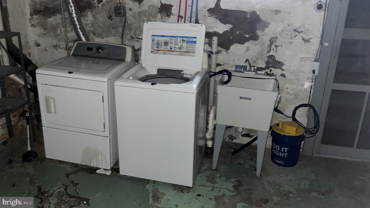 WEST READING - Residential Lease