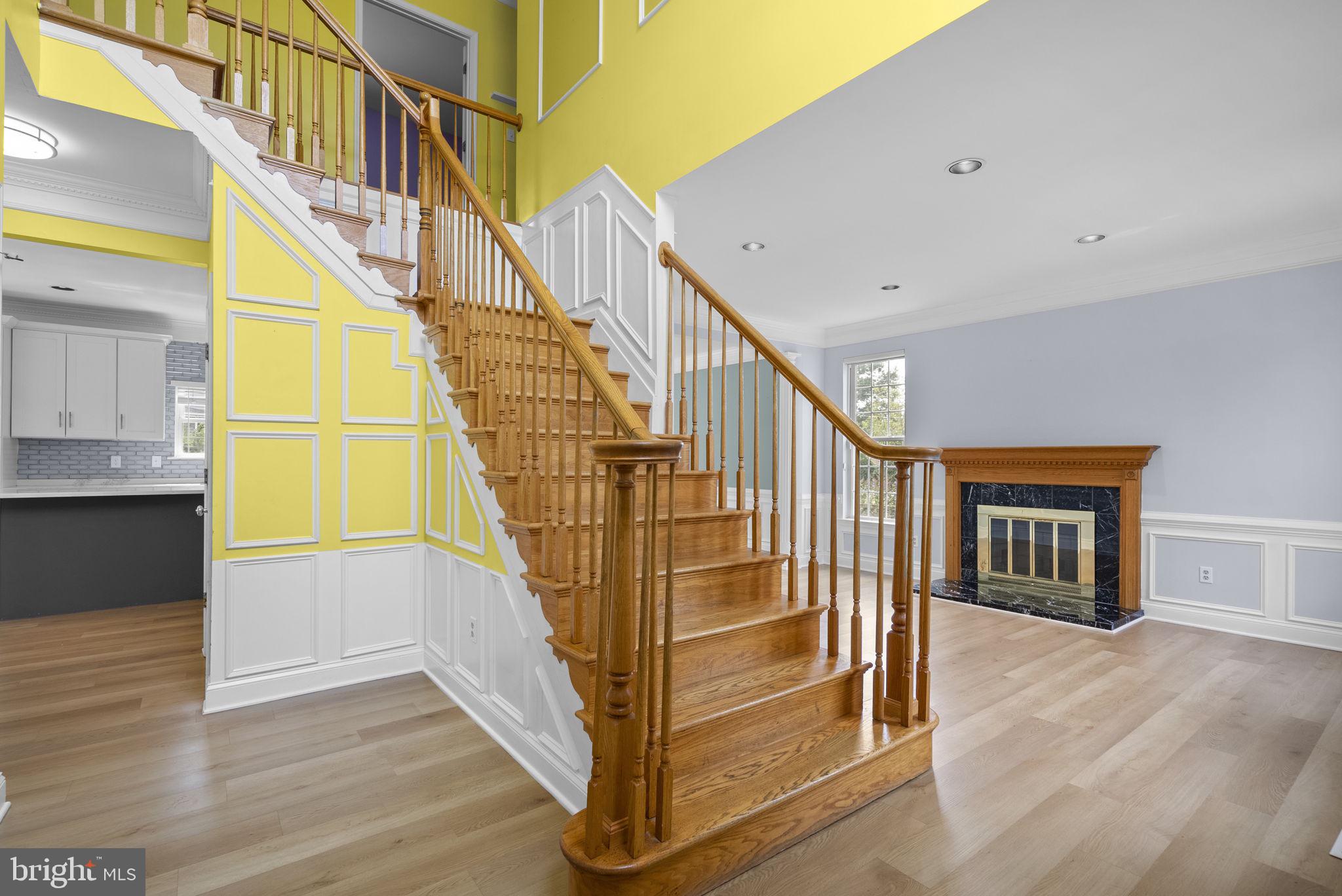 13111 VENETIAN ROAD