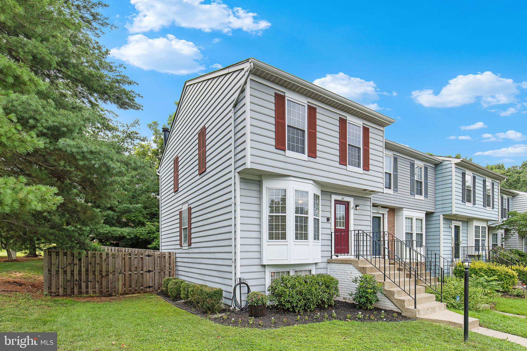 101 BENTLEY COURT