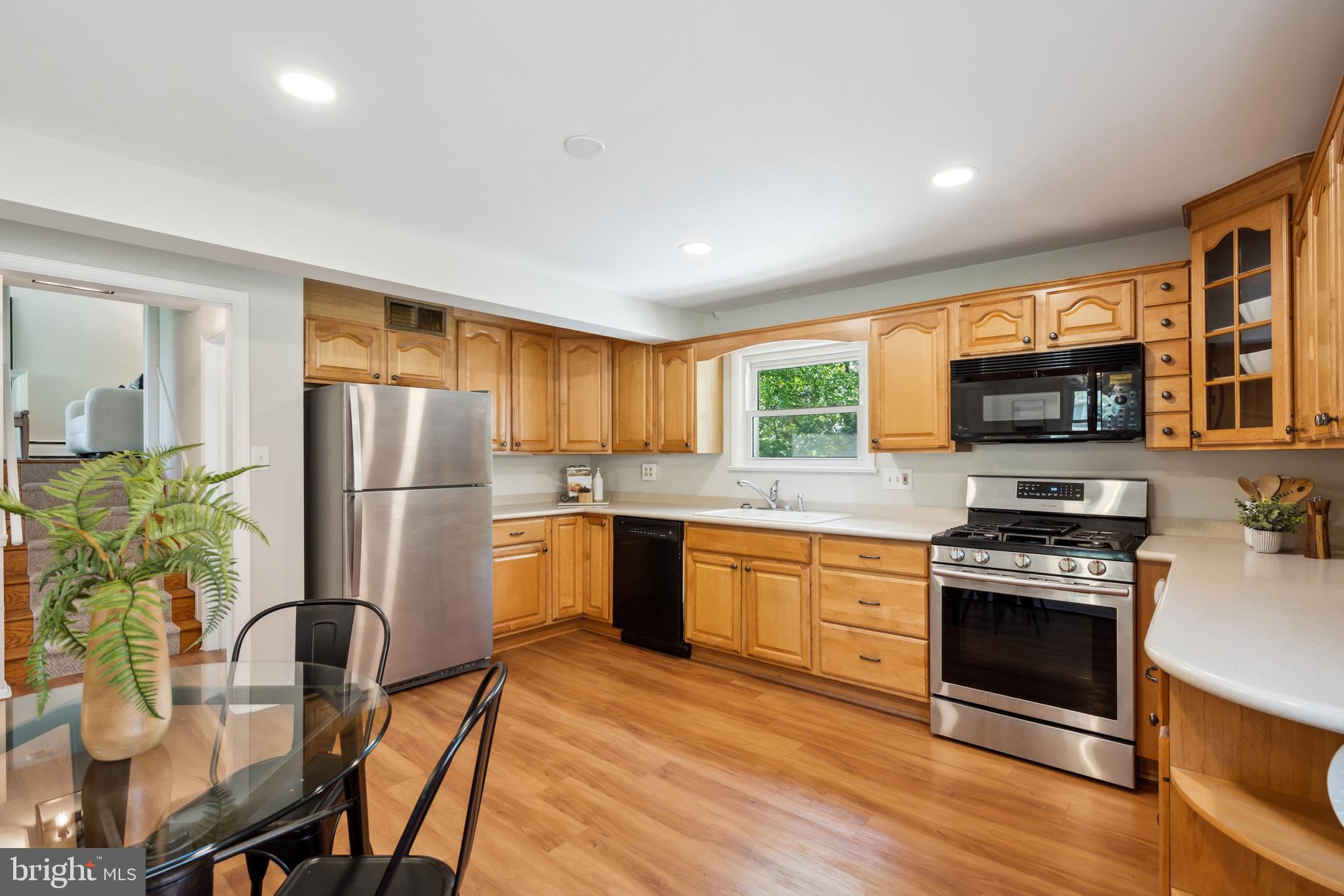 GREEN ACRES - Residential