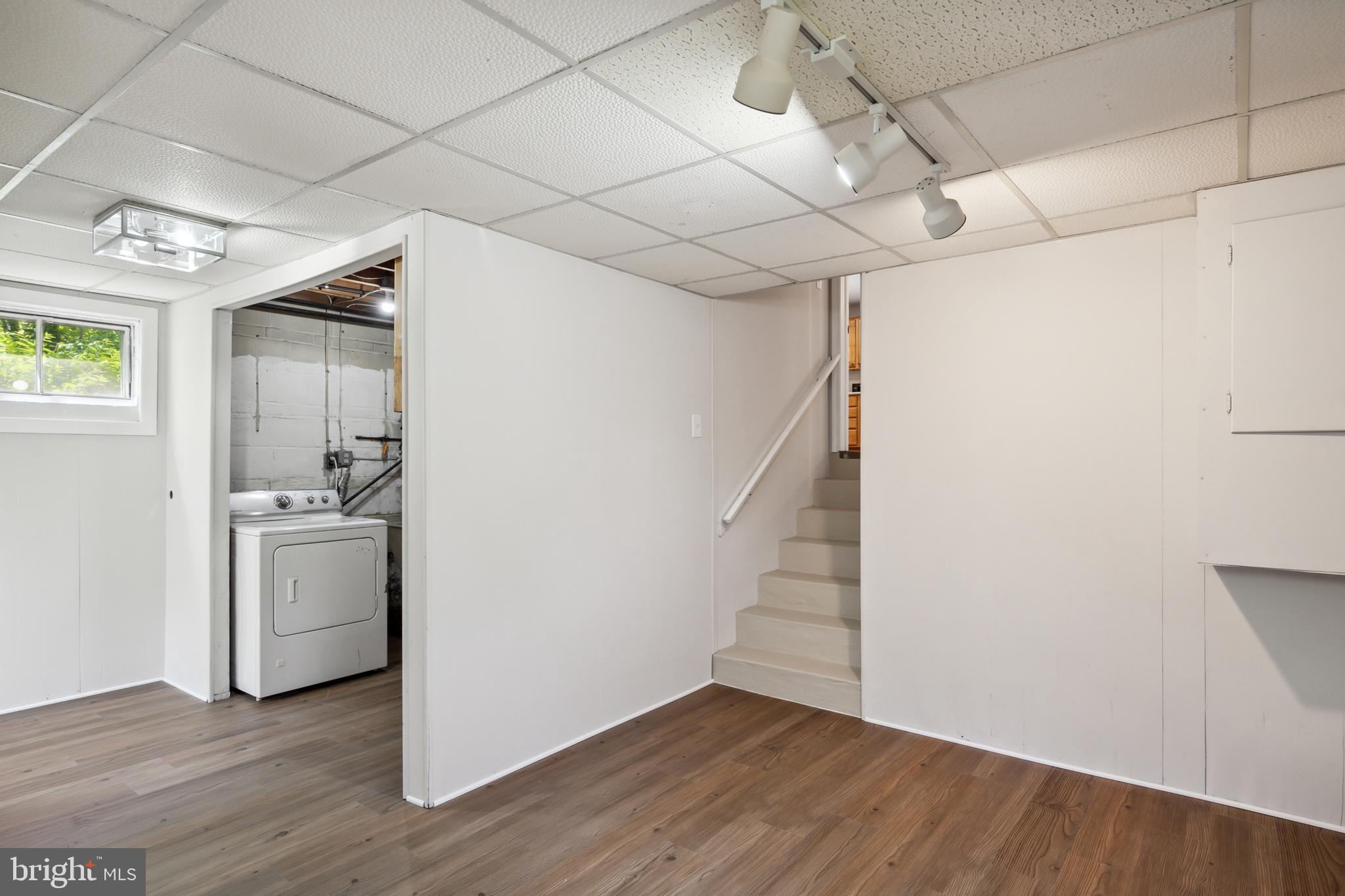 GREEN ACRES - Residential