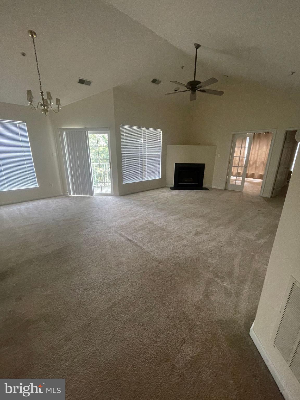 LAKESIDE AT SOUTH RIDING - Residential Lease