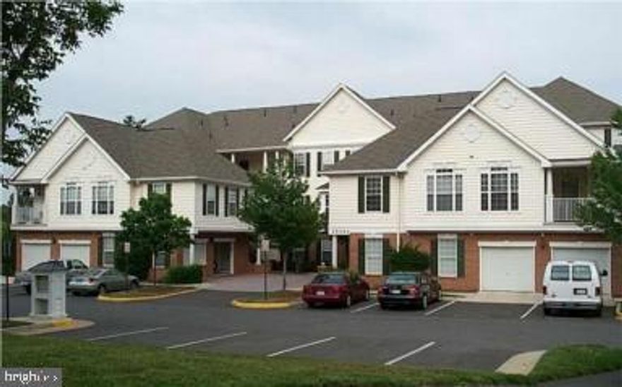 *New Carpet, New Paint, & other repairs currently being done* Lake Views, 2 Bedroom, 2 Bath Condo with Den, near Route 50 in South Riding Community!  Amenities include Bike Trails, Community Center, Playgrounds, Golf Club, Pool and so much more! Pets on a case by case basis and includes a deposit, no smokers.