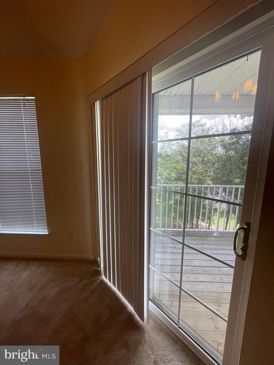 LAKESIDE AT SOUTH RIDING - Residential Lease