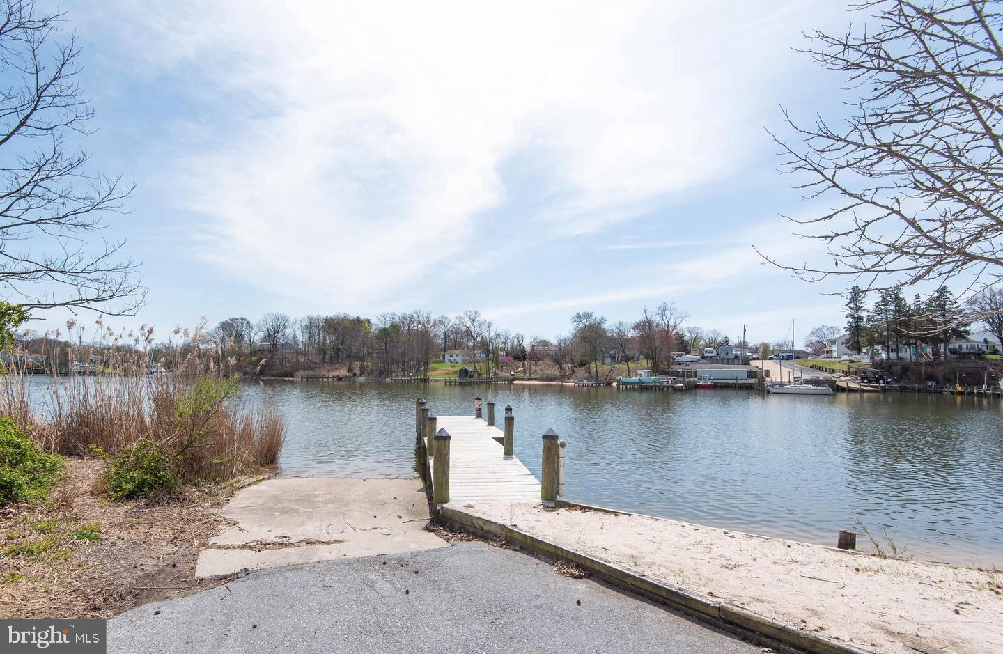 SILVER SANDS - Residential