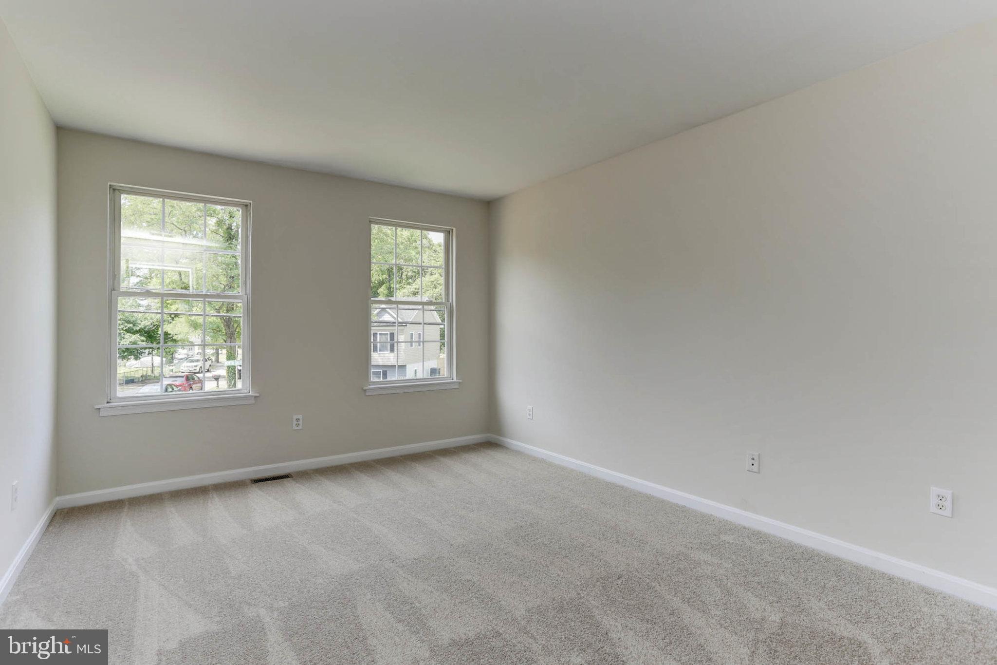 SILVER SANDS - Residential