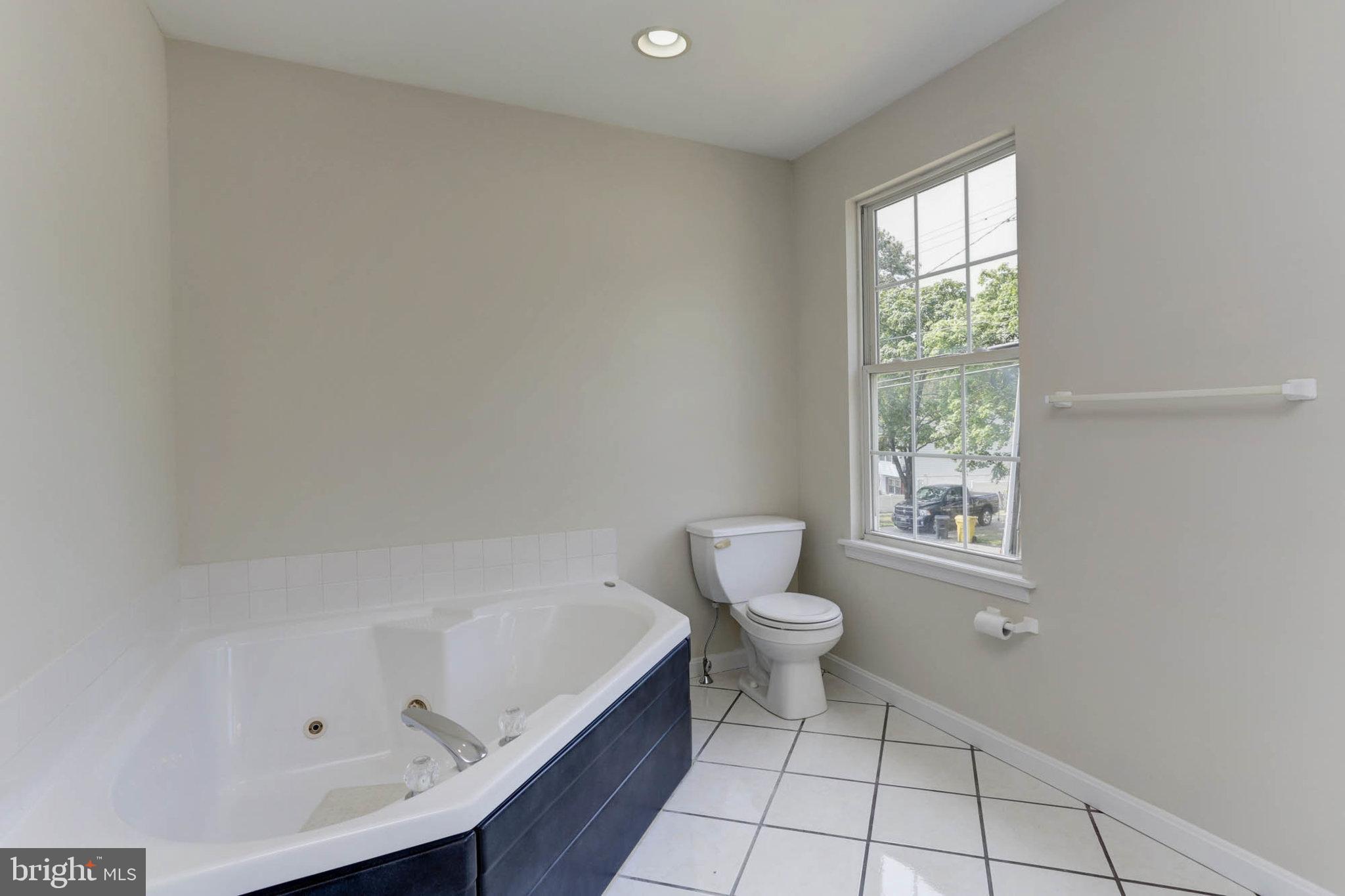 SILVER SANDS - Residential