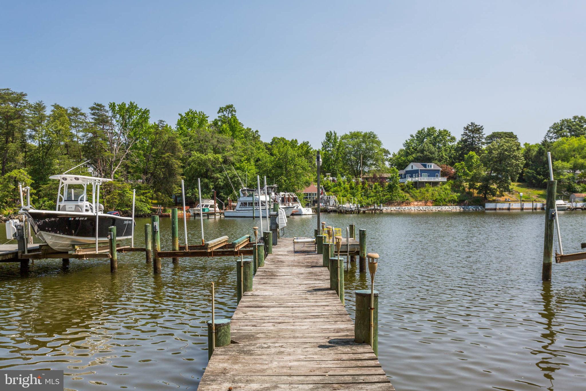 SILVER SANDS - Residential