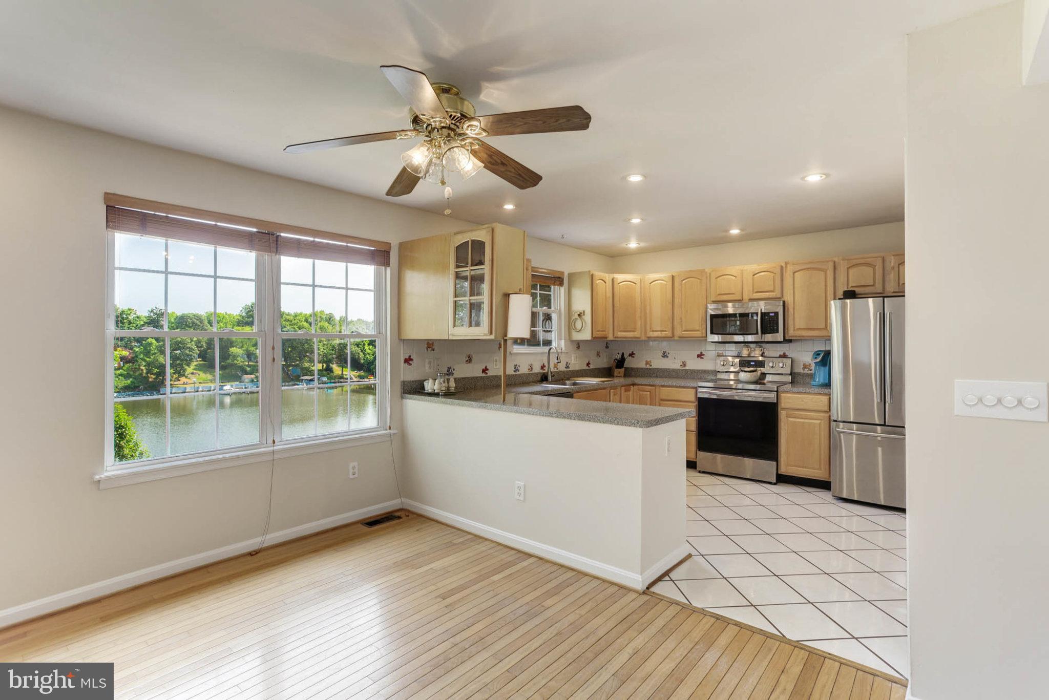 SILVER SANDS - Residential