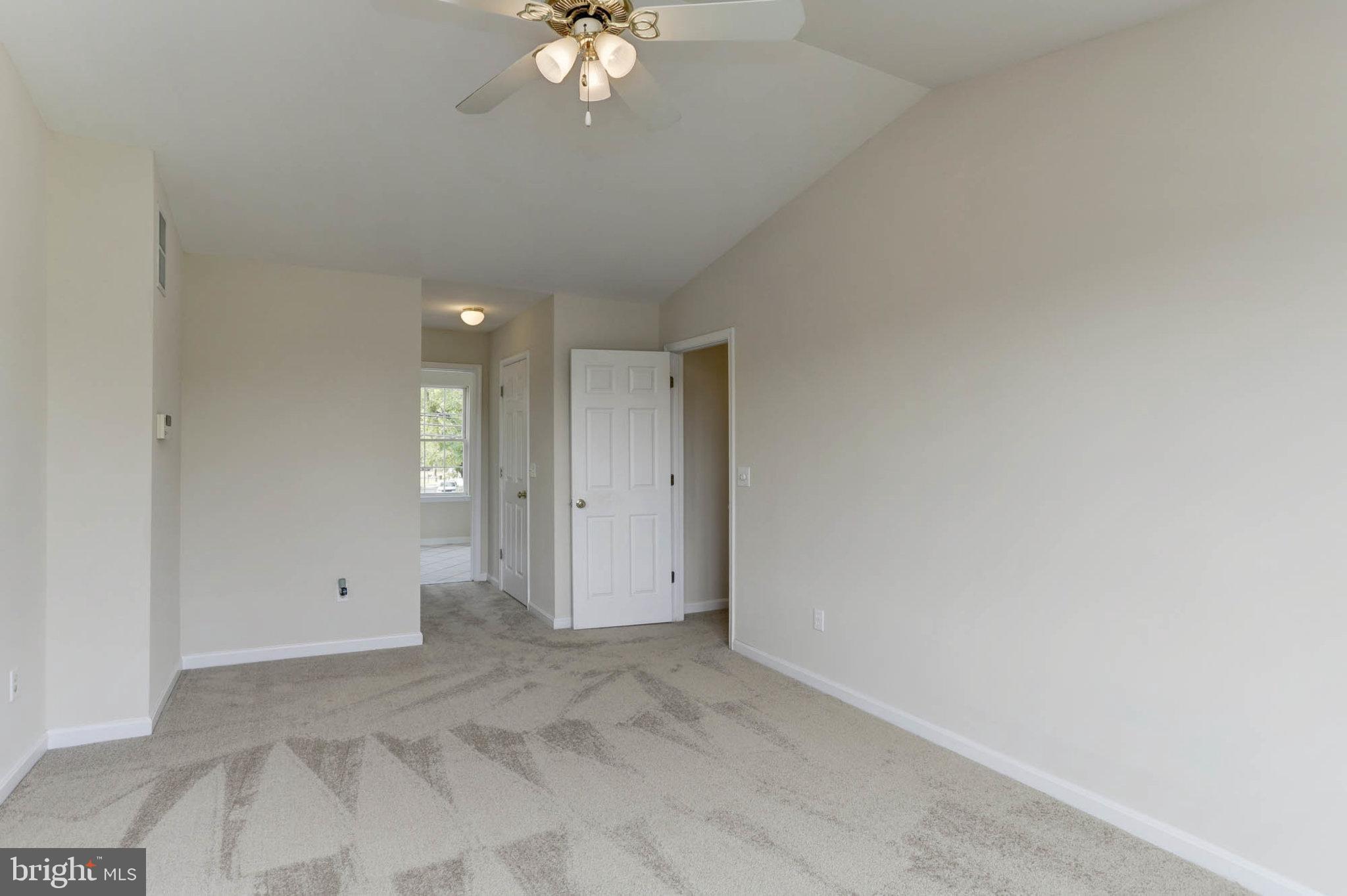 SILVER SANDS - Residential