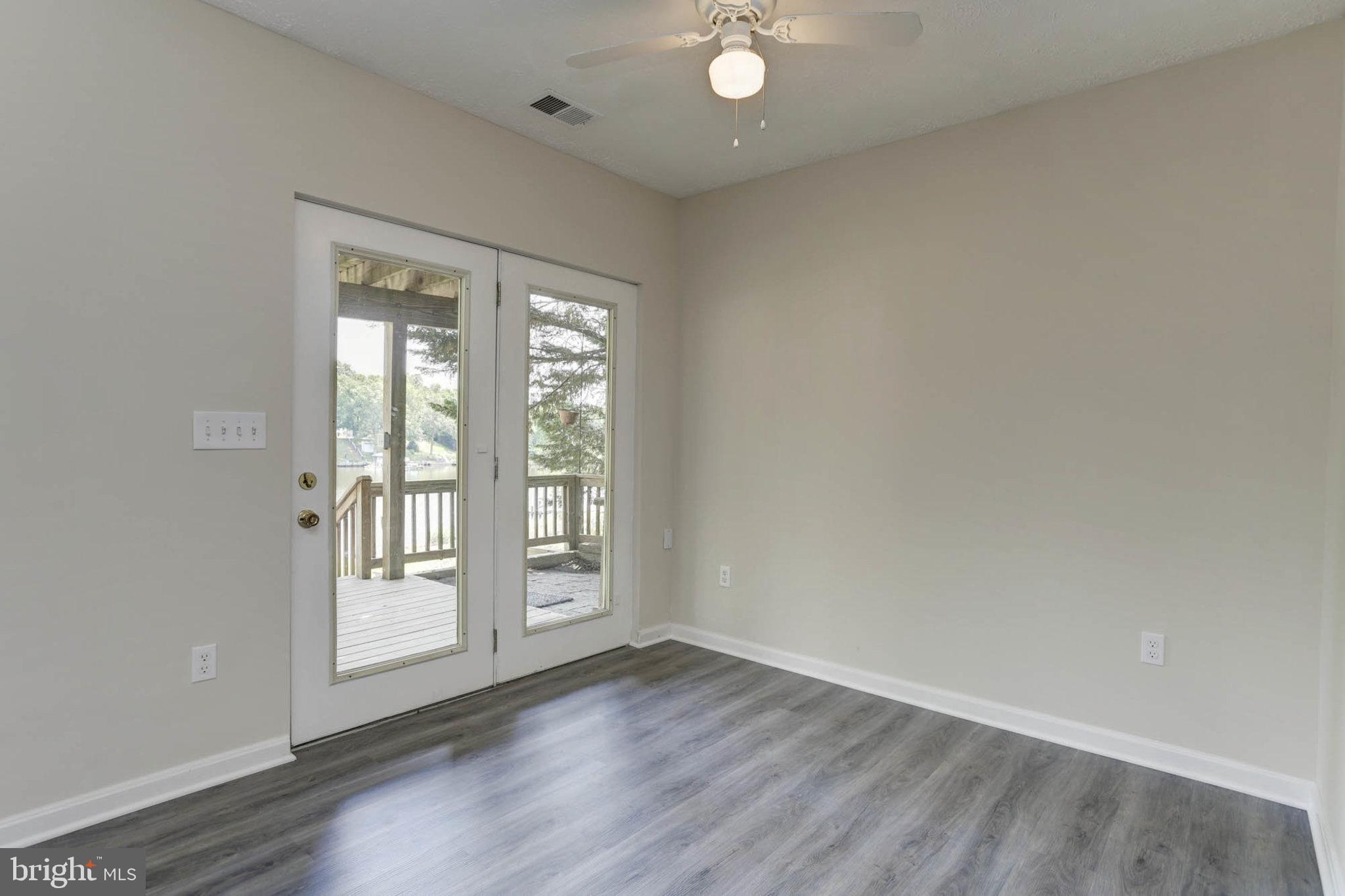 SILVER SANDS - Residential