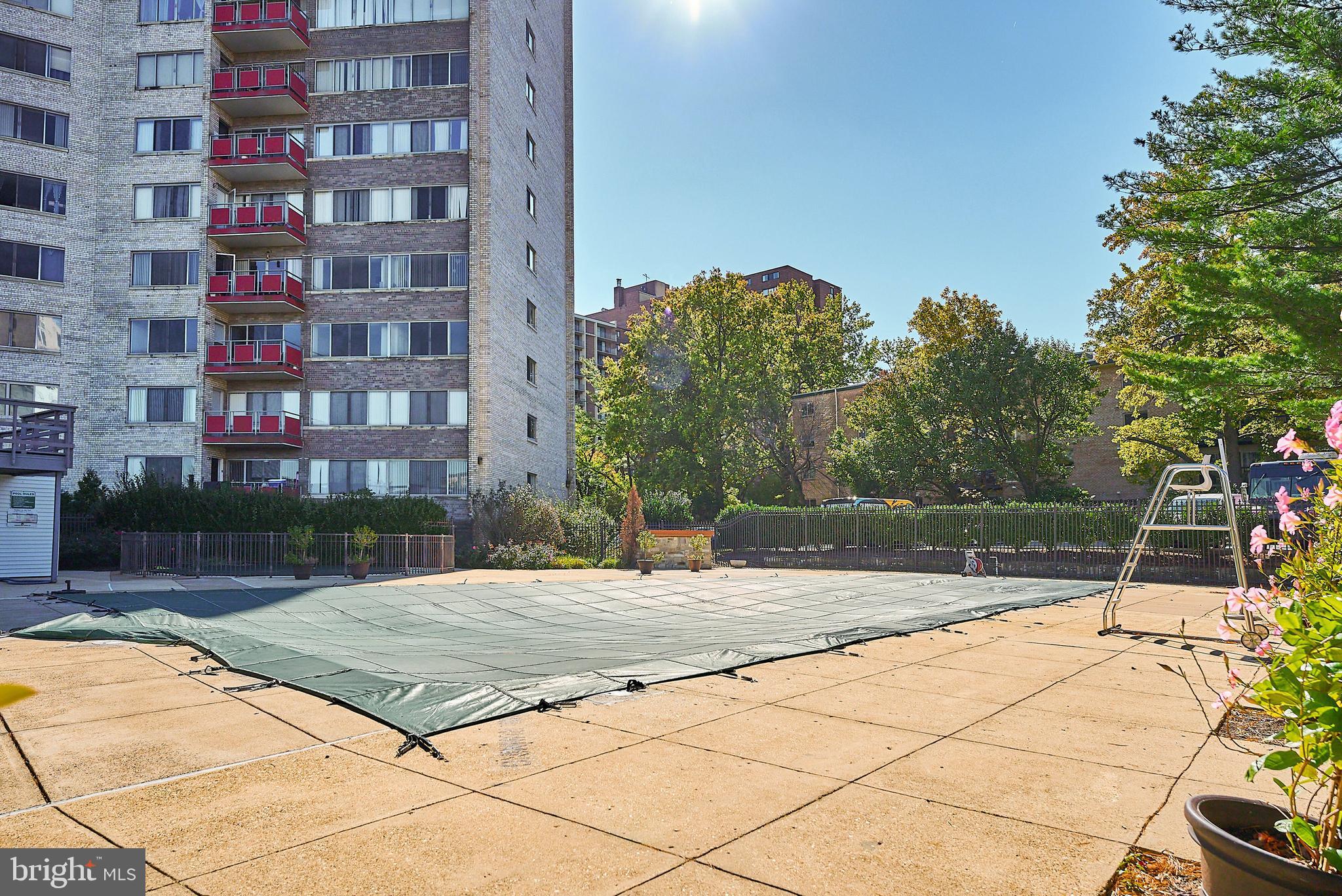 PAVILION ON THE PARK - Residential Lease