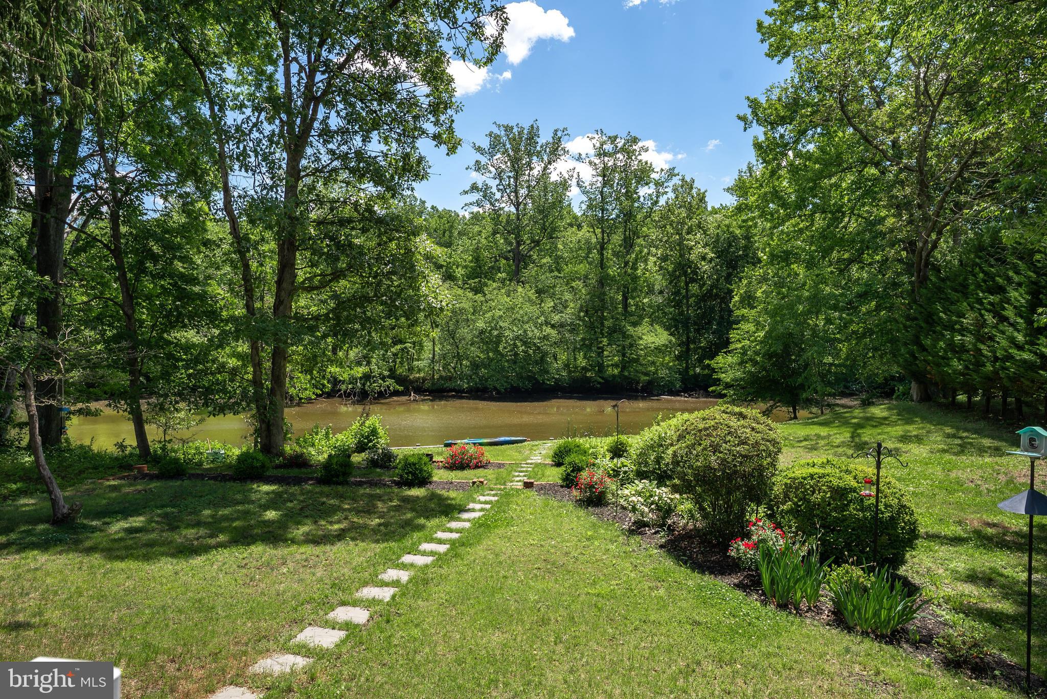 RIVERS EDGE - Residential