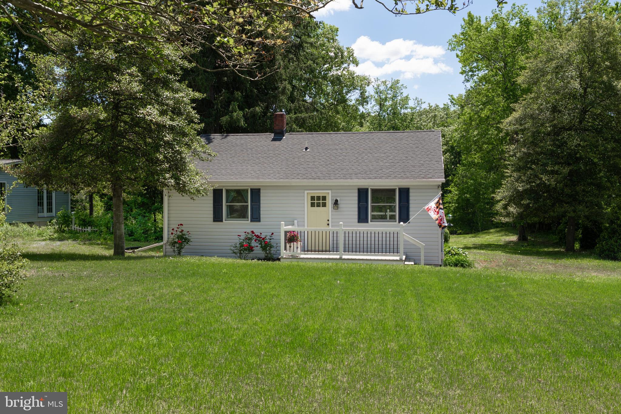 RIVERS EDGE - Residential