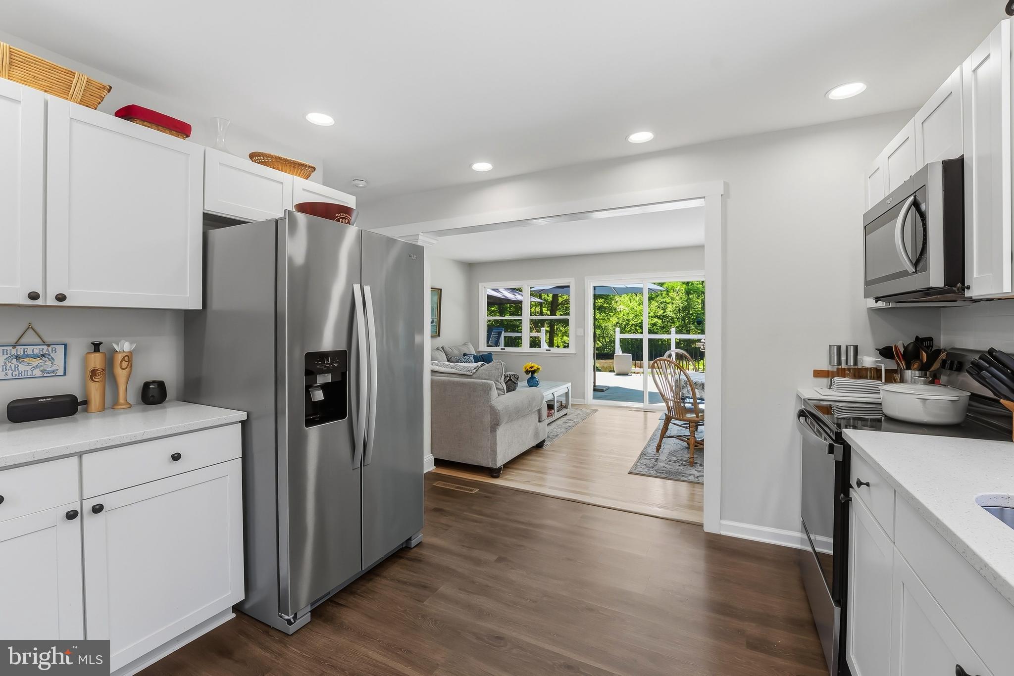 RIVERS EDGE - Residential