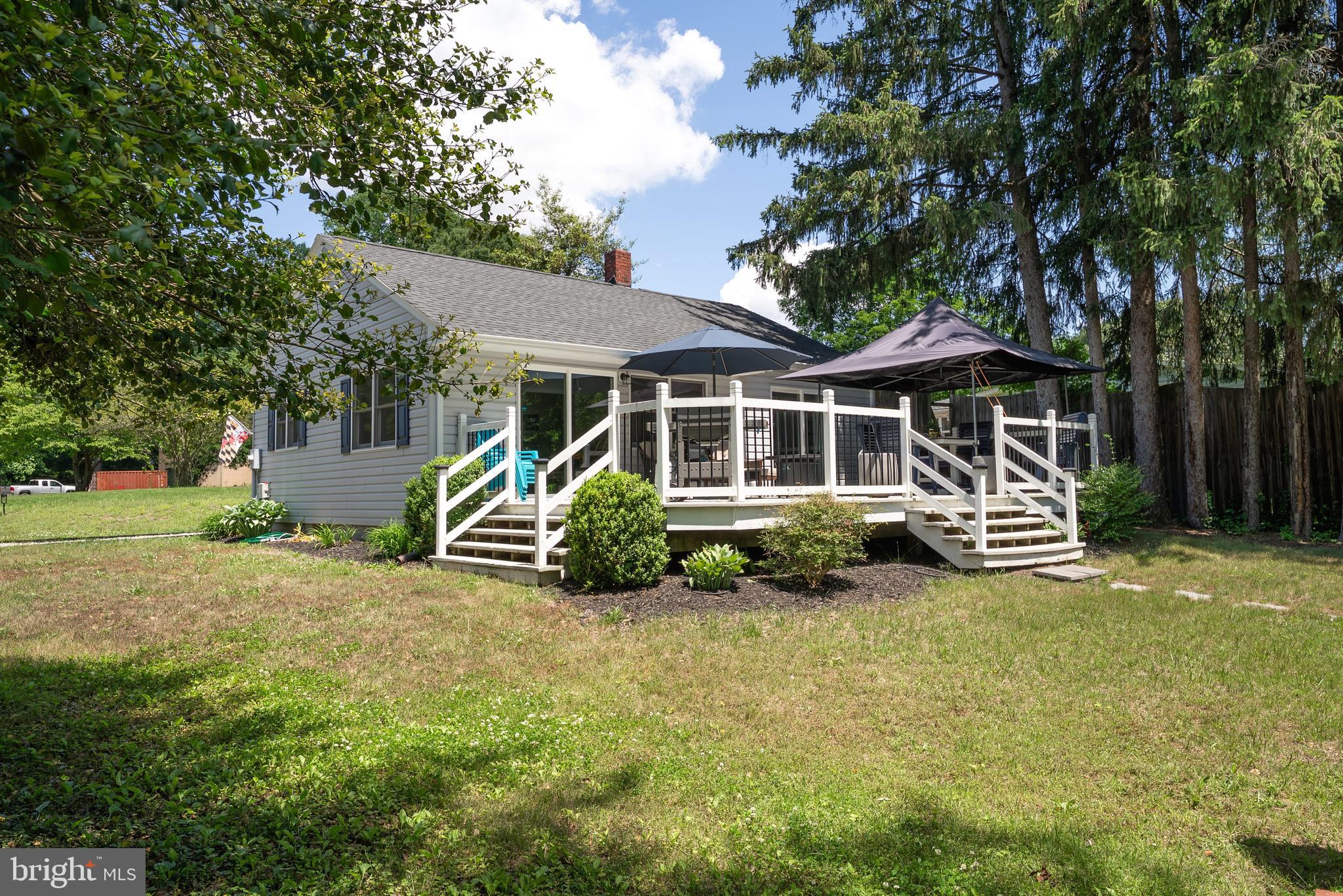 RIVERS EDGE - Residential