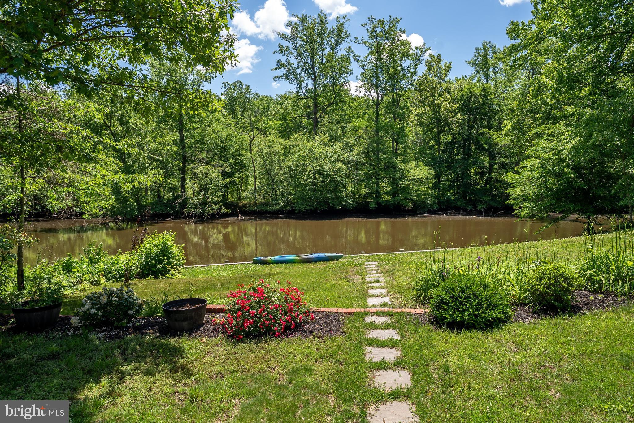 RIVERS EDGE - Residential