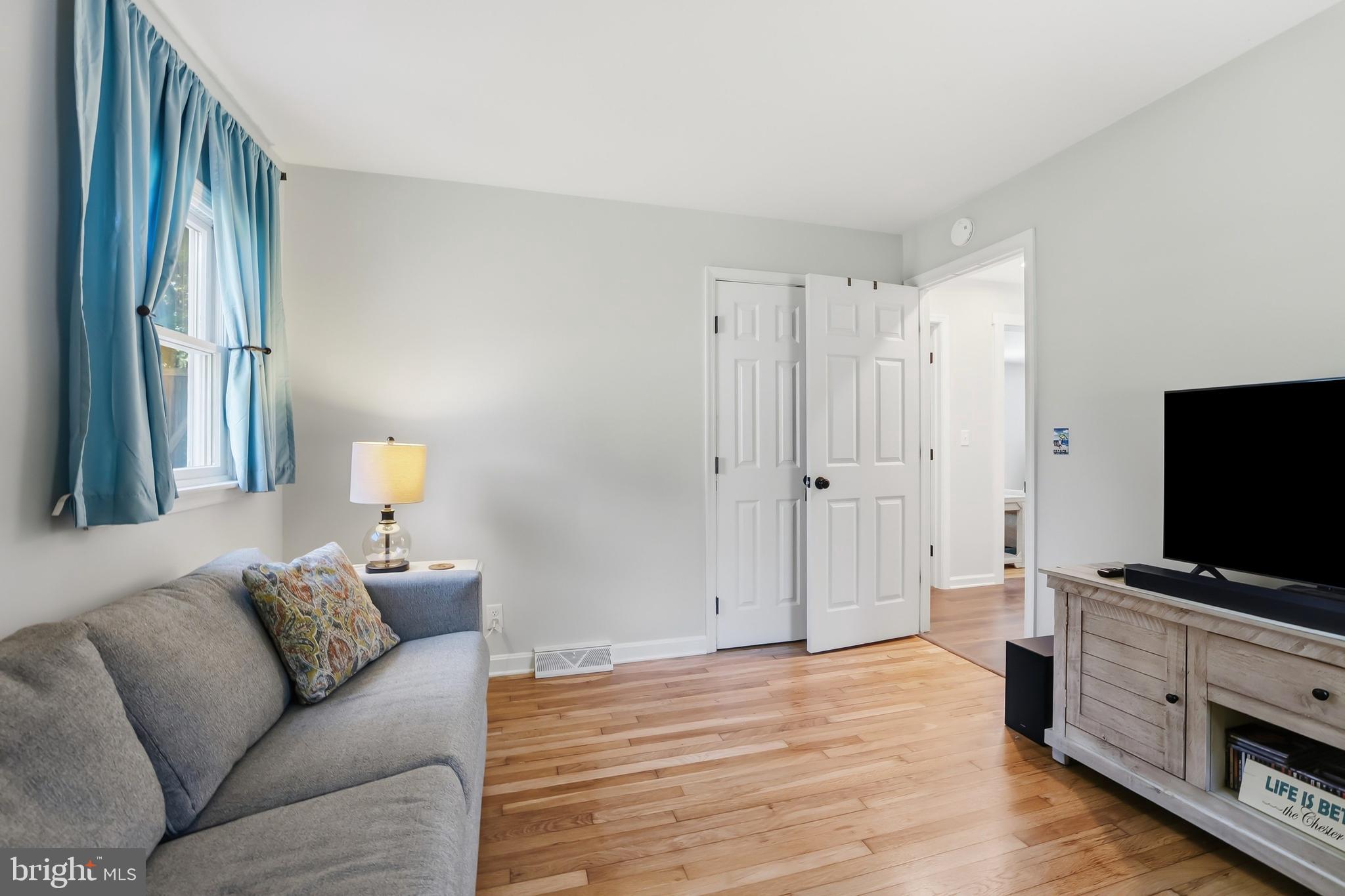 RIVERS EDGE - Residential