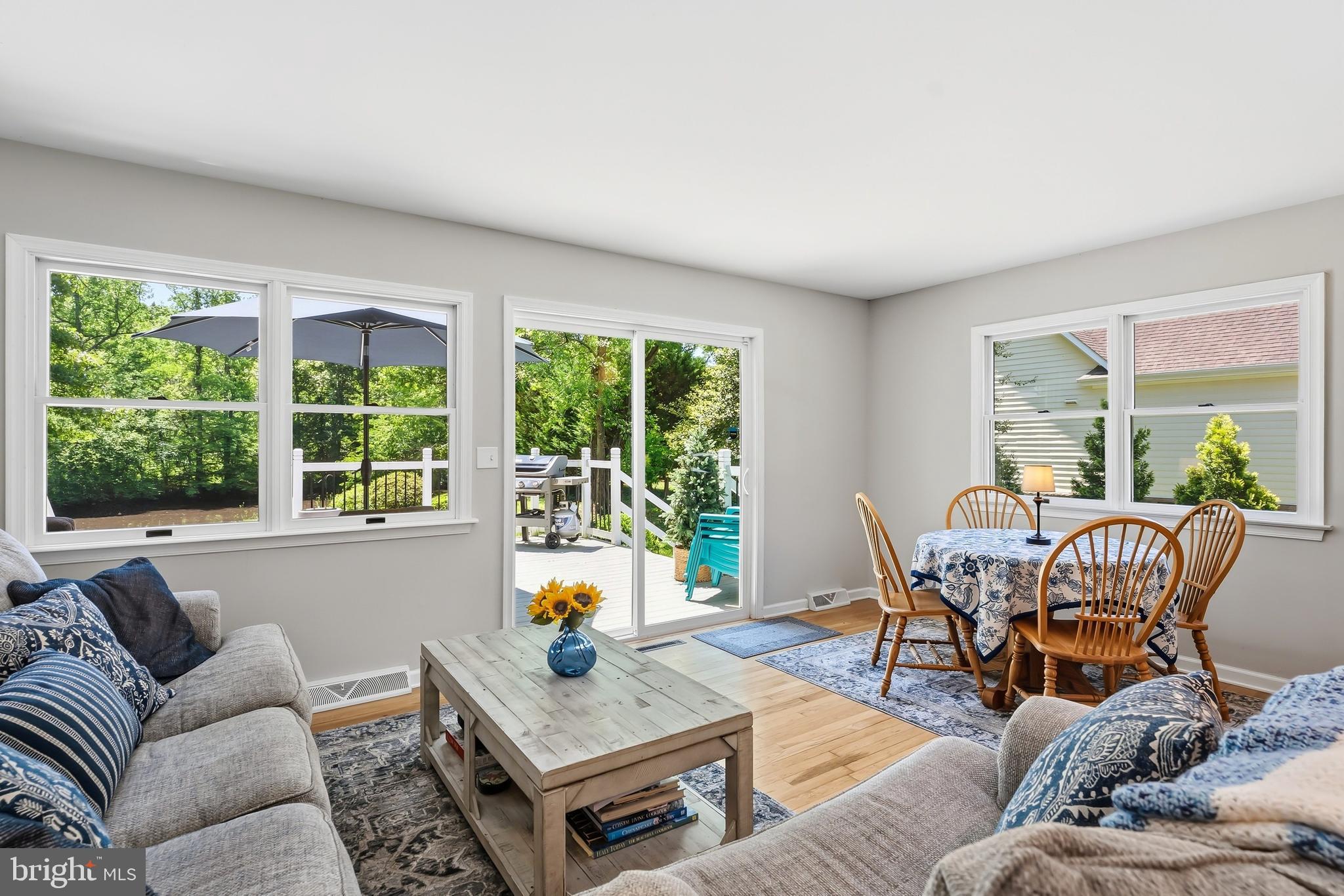 RIVERS EDGE - Residential