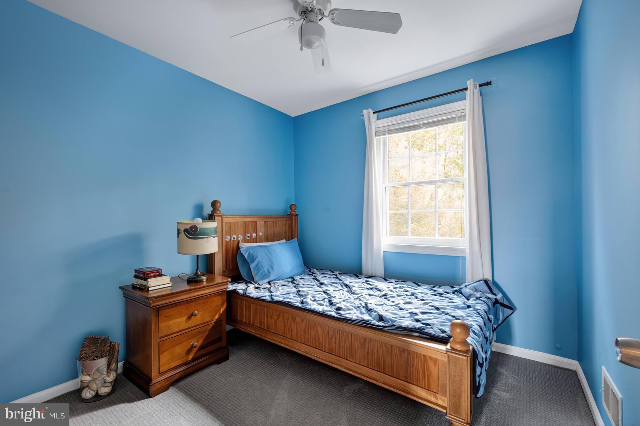 LAKEPOINTE - Residential