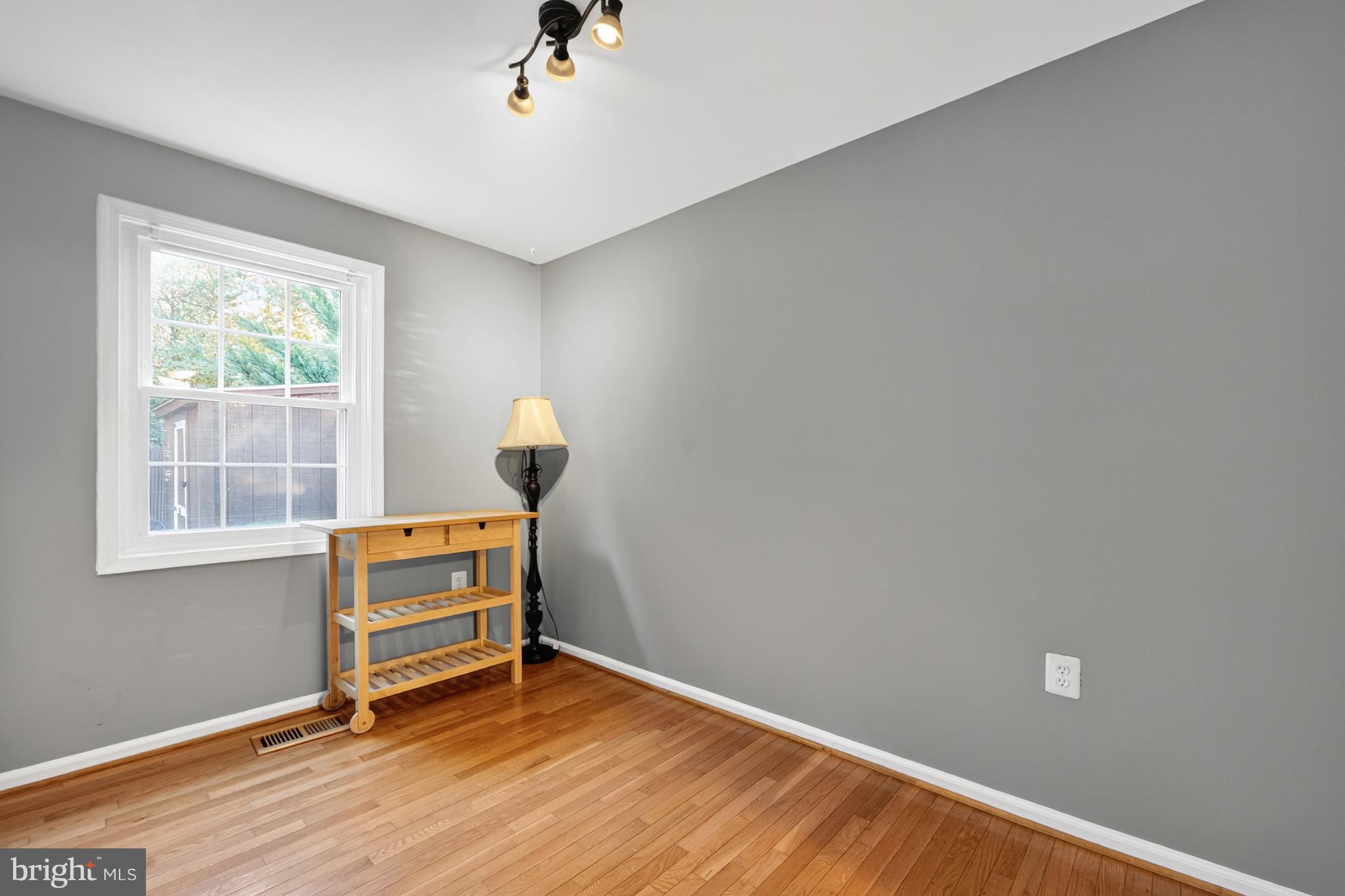 LAKEPOINTE - Residential