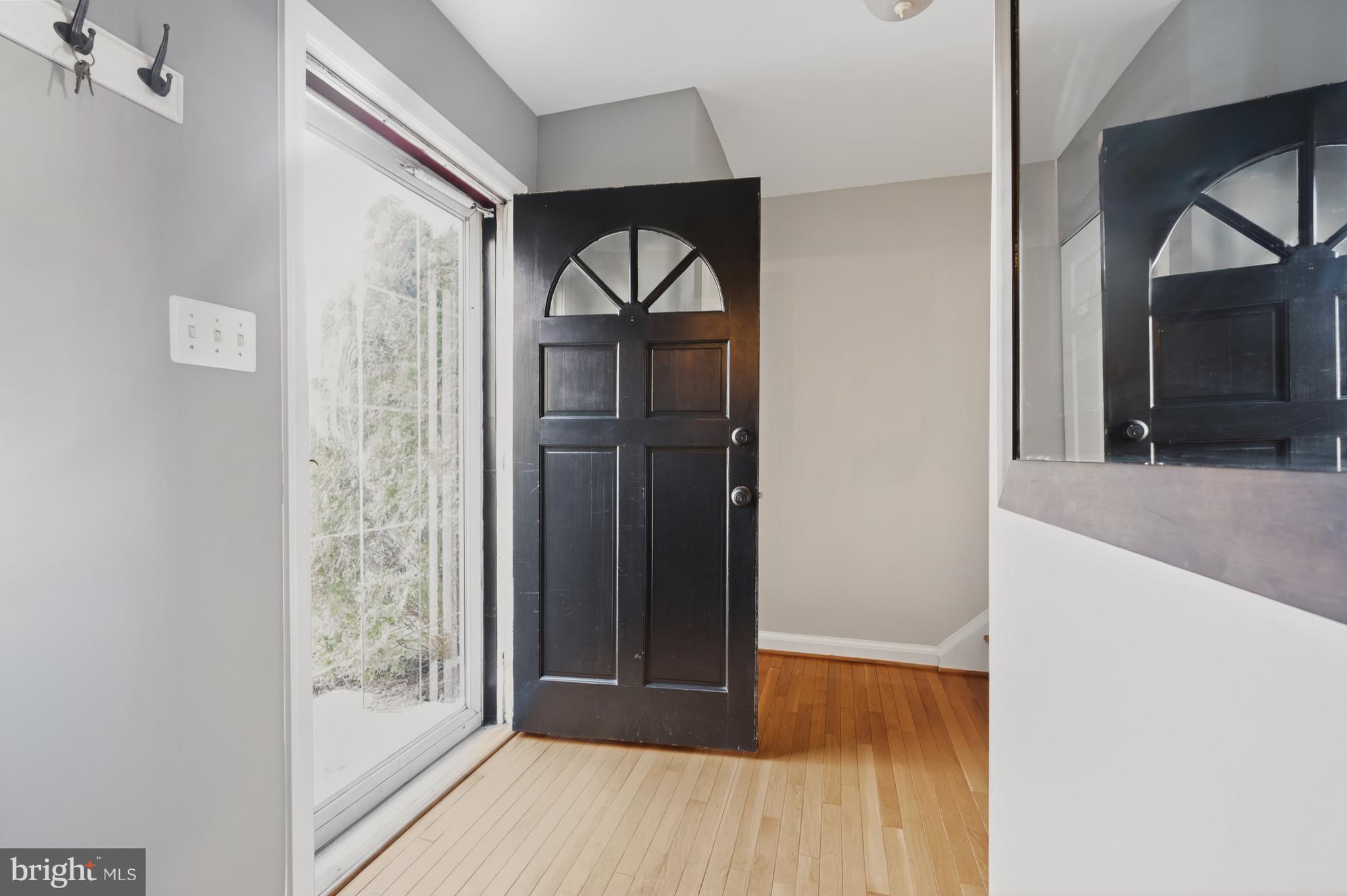 LAKEPOINTE - Residential