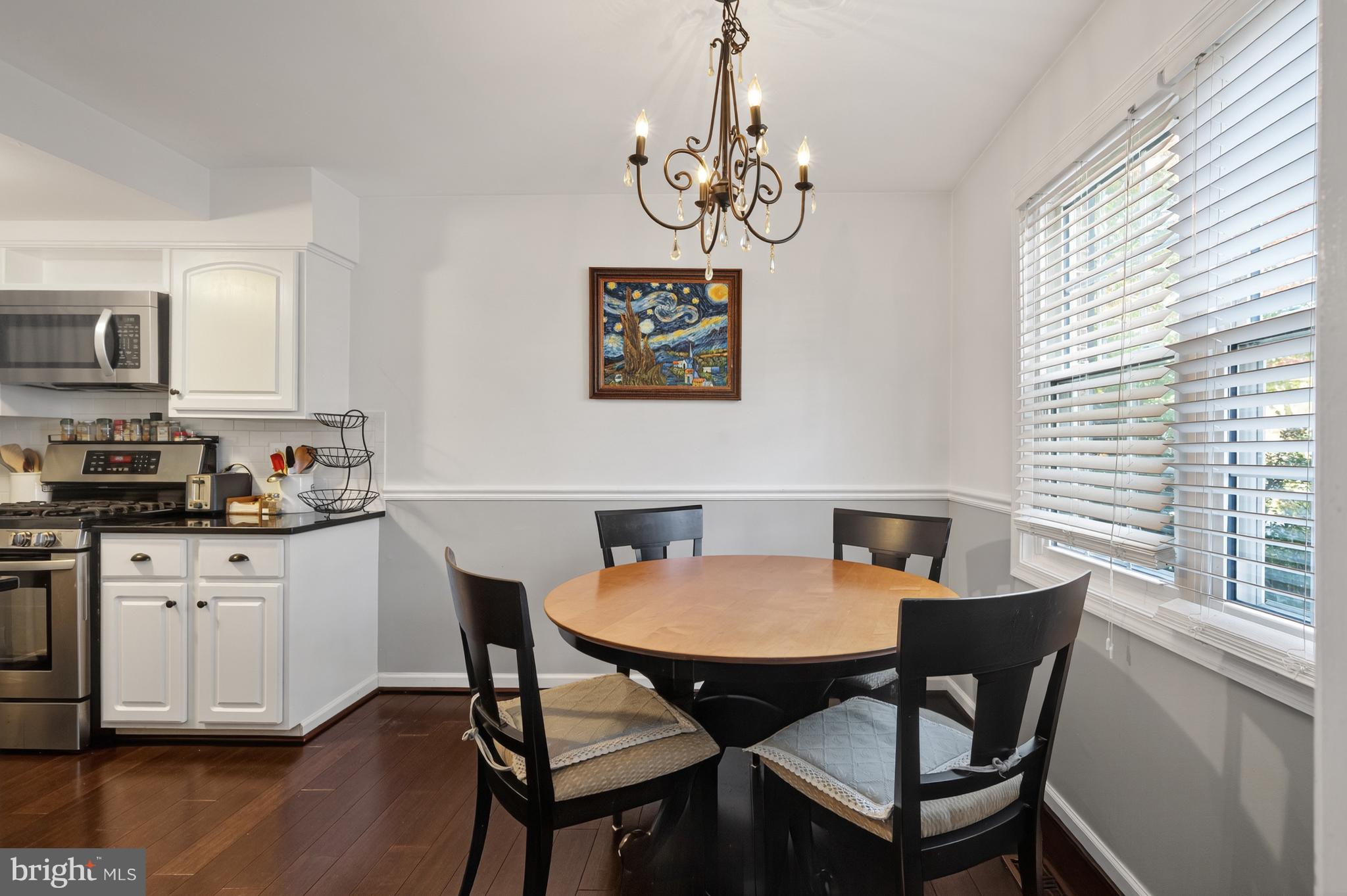 LAKEPOINTE - Residential