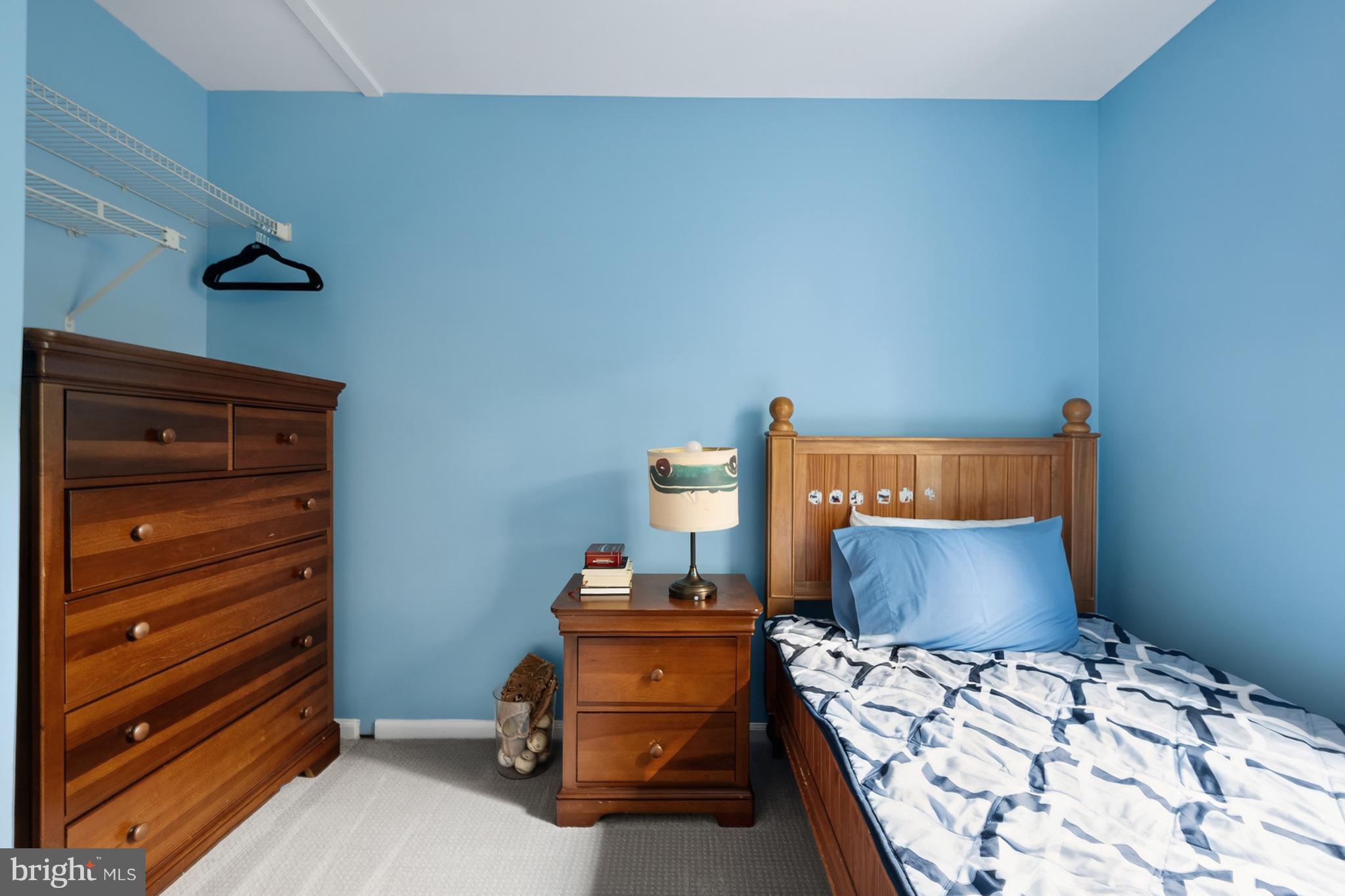 LAKEPOINTE - Residential