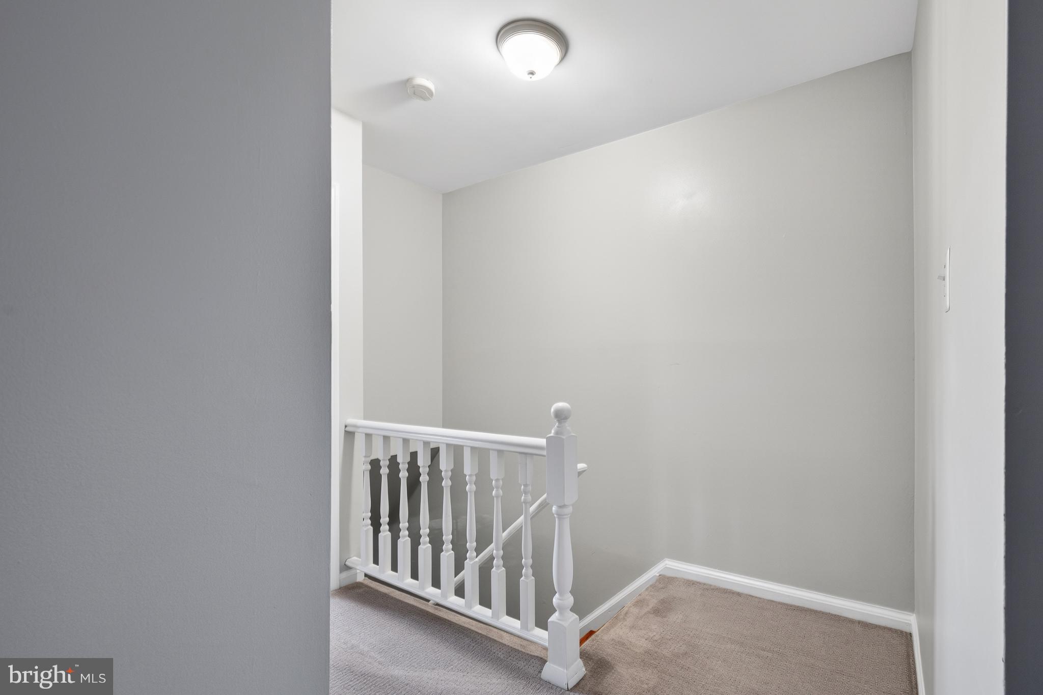 LAKEPOINTE - Residential